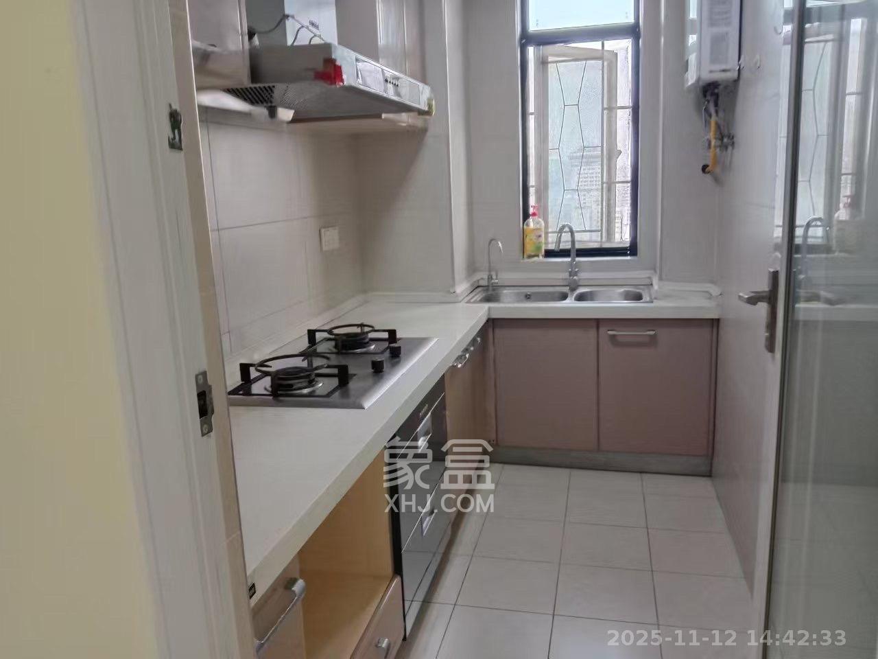 湘域城邦（湘域国际中心）  2室1厅1卫    3000.0元/月室内图