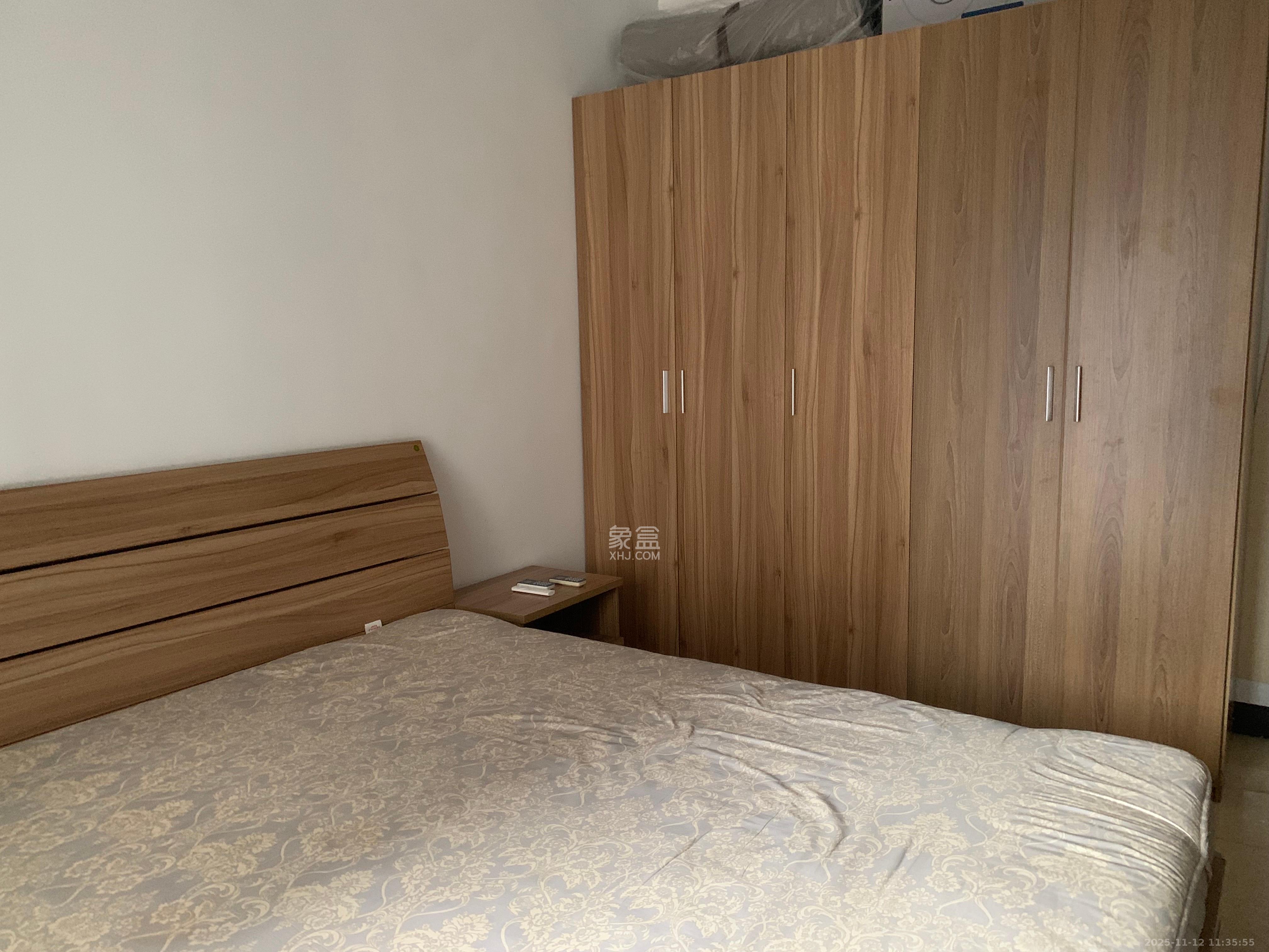 旭辉藏郡(藏郡、旭湘华府) 3室2厅1卫 2500.0元/月 旭辉藏郡(藏郡、旭湘华府) 3室2厅1卫 2500.0元/月室内图