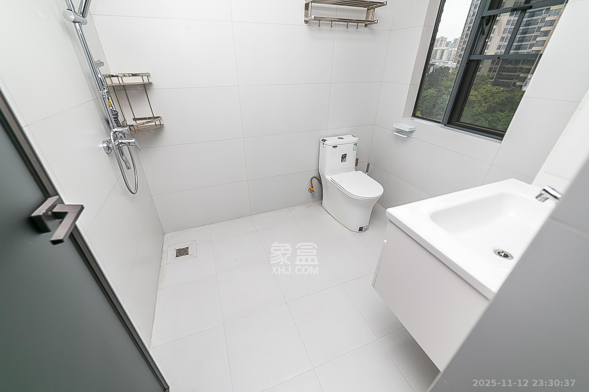 岭福家苑（天心佳苑）  3室2厅1卫    118.0万卫生间