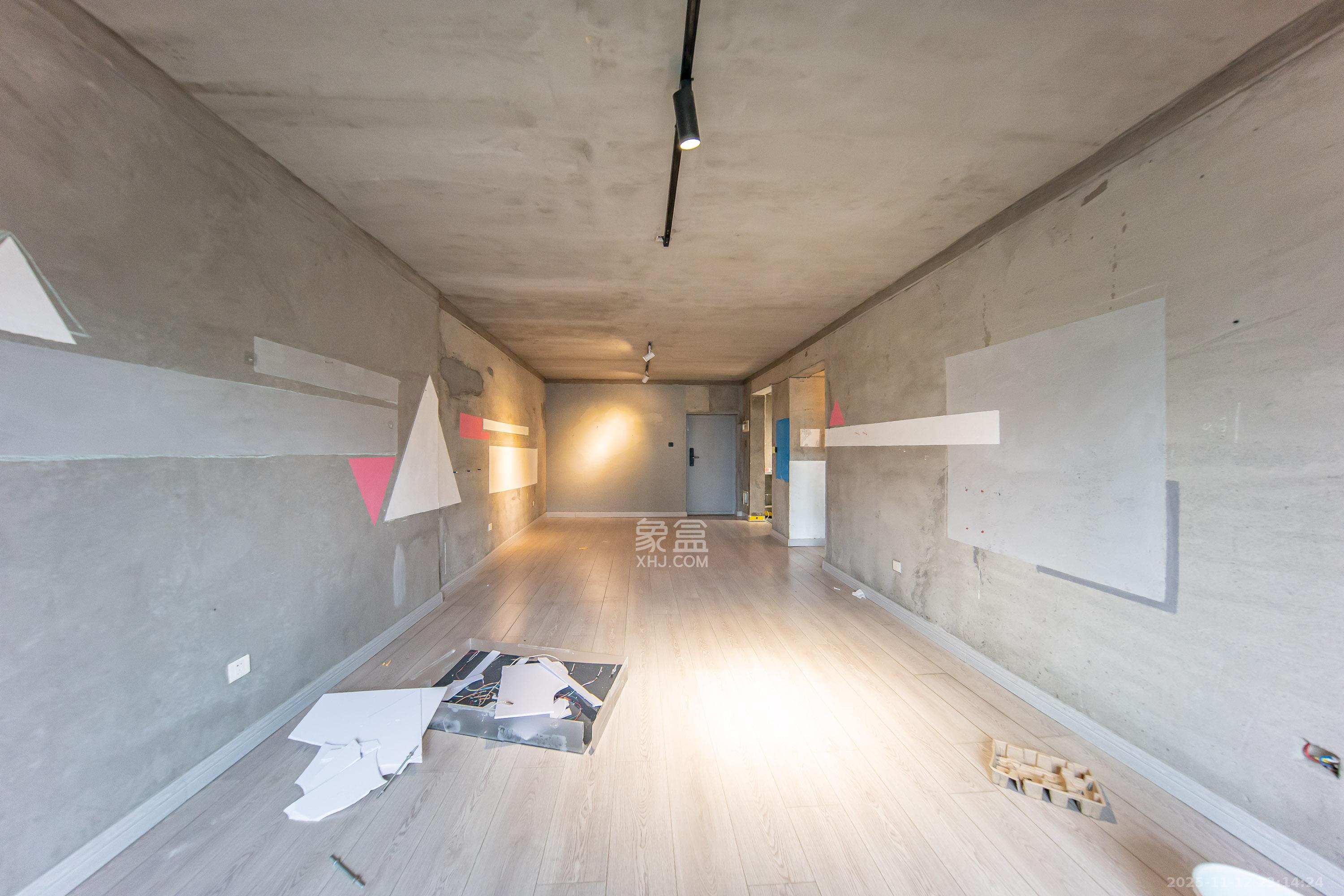 兰亭湾畔 3室2厅1卫 115.0万 兰亭湾畔 3室2厅1卫 115.0万客厅