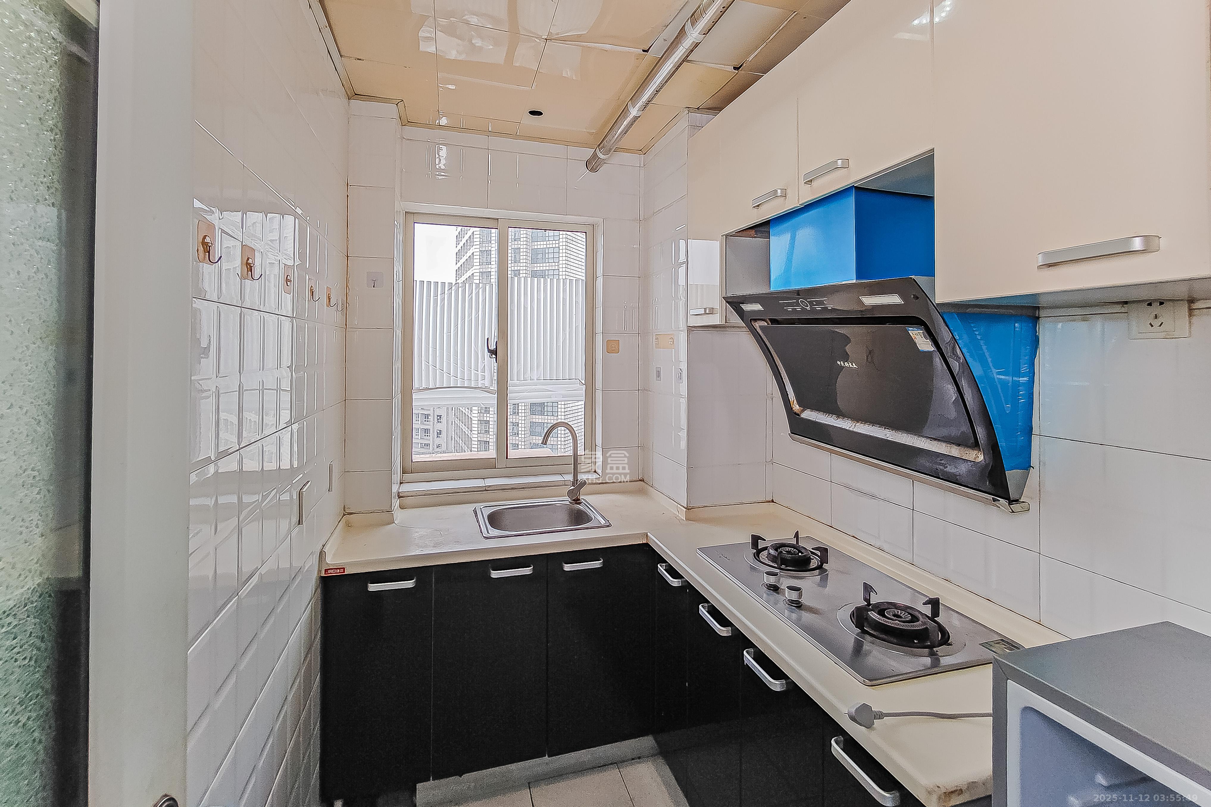 白沙晶城  1室1厅1卫    45.0万厨房