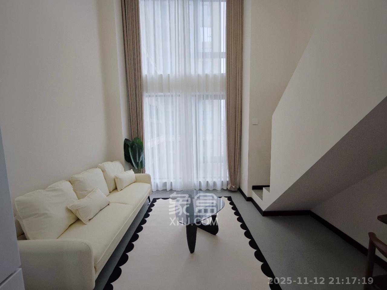 卓越江岸  1室1厅1卫    2550.0元/月室内图