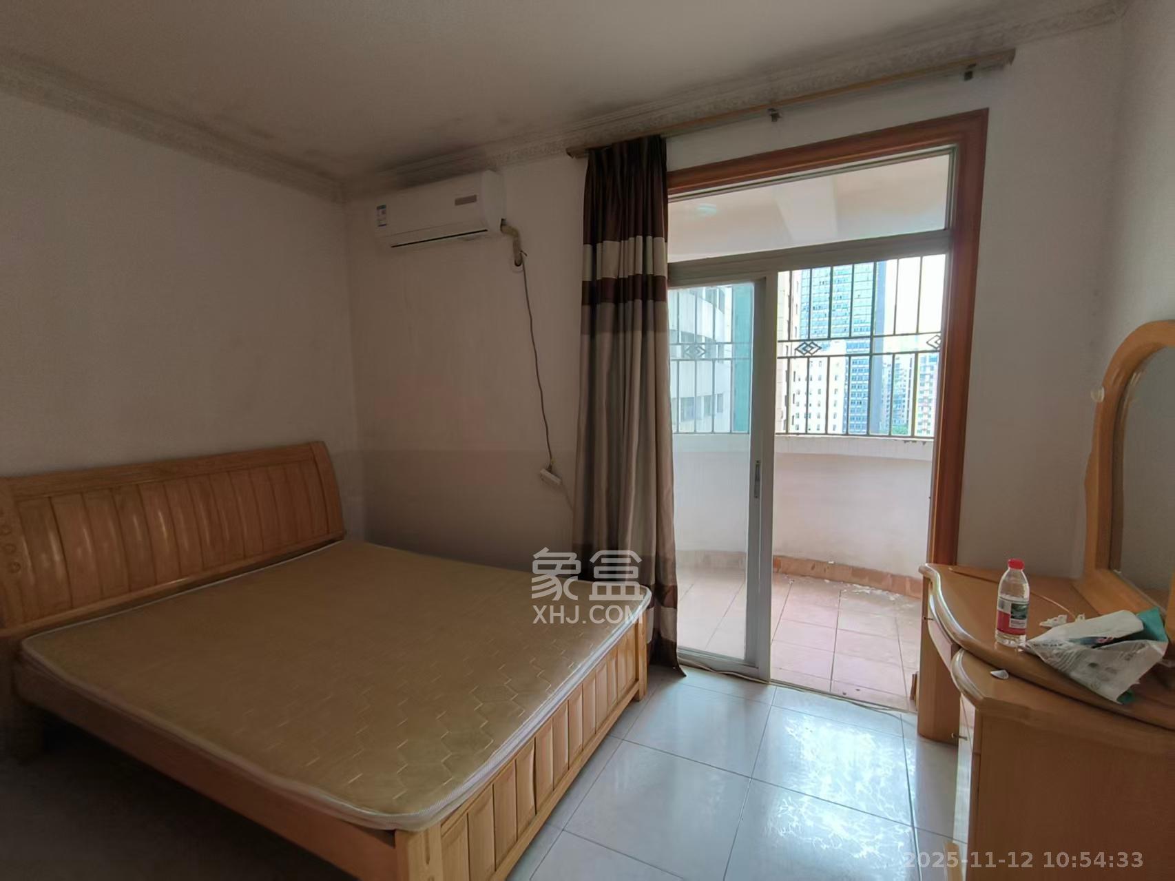 城市花园  2室1厅1卫    2000.0元/月室内图