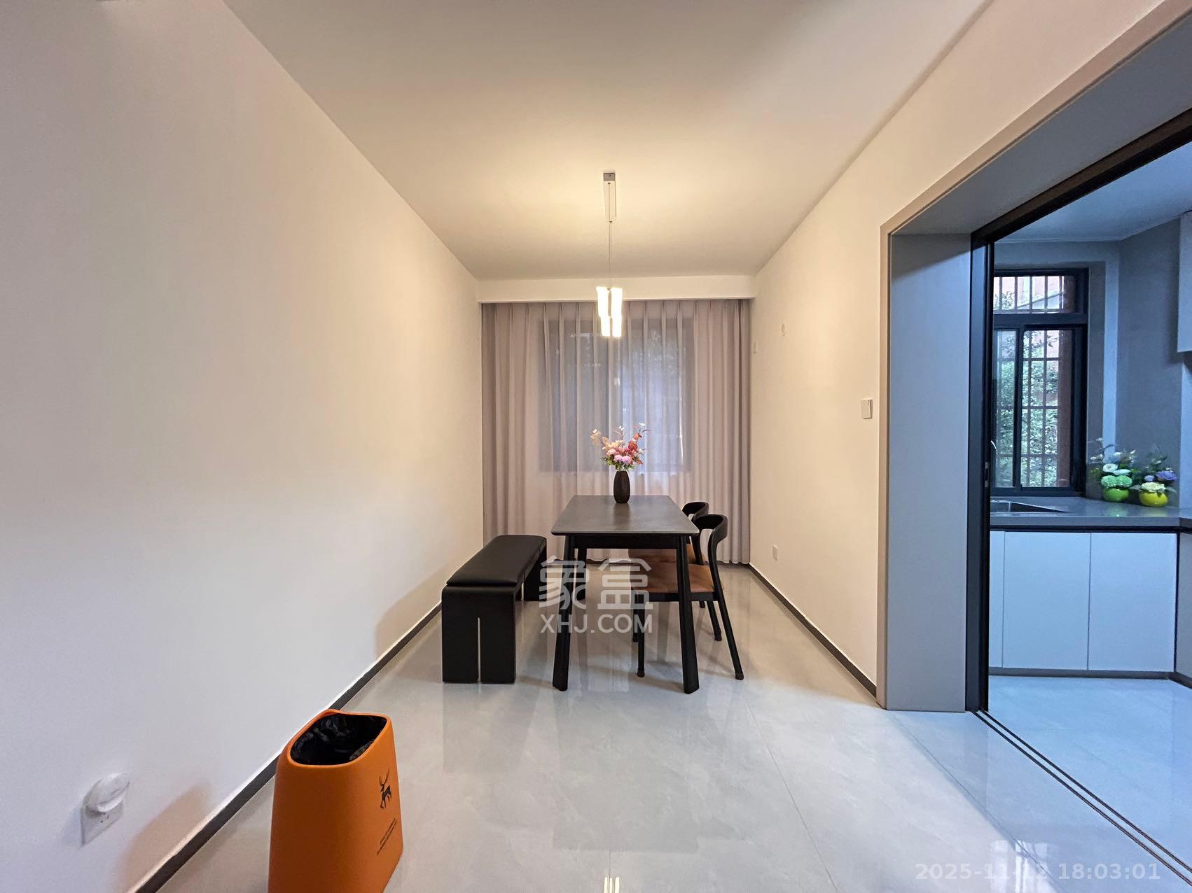 福乐名园  3室1厅2卫    7000.0元/月室内图