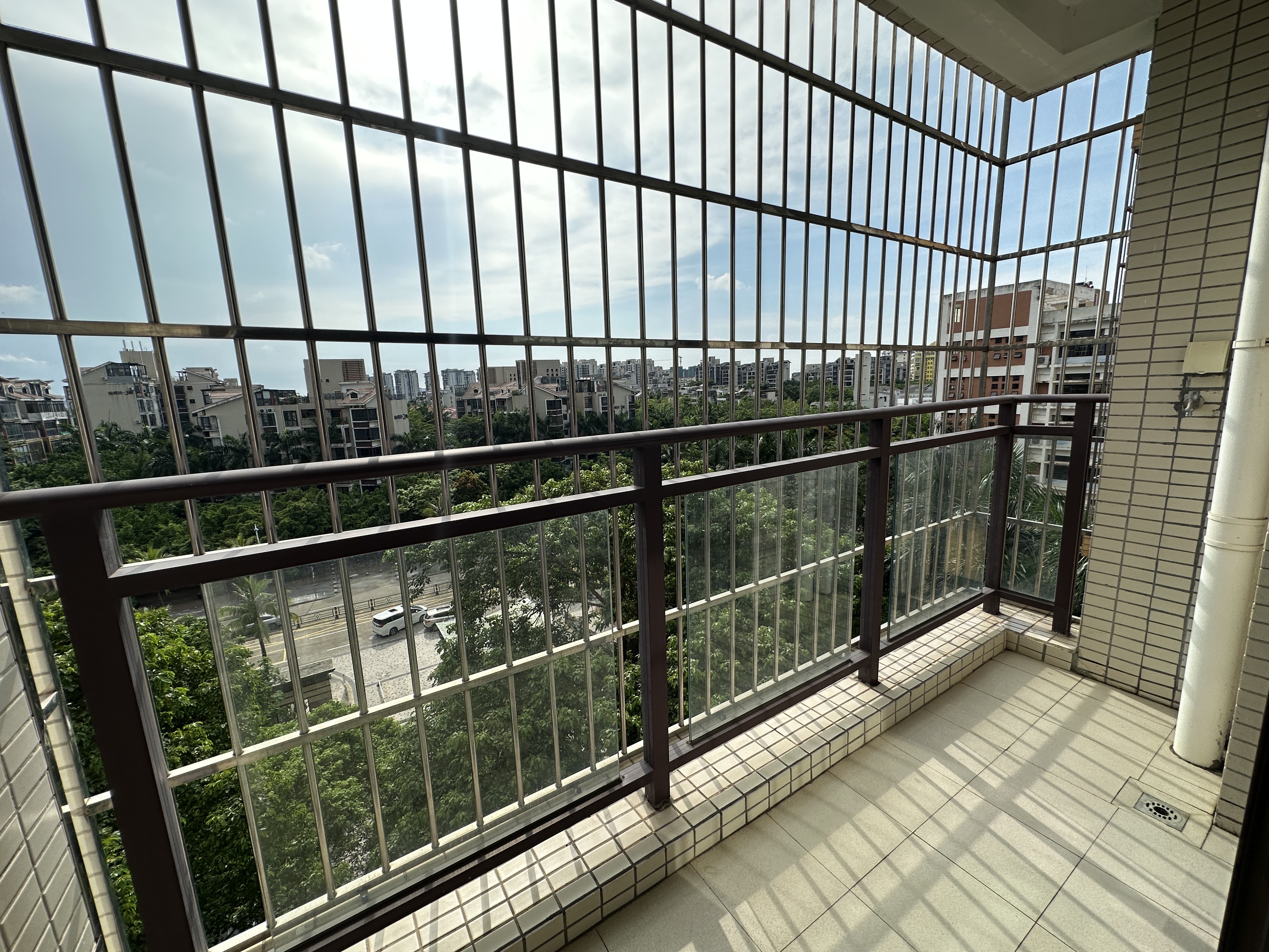 长信蓝郡  1室1厅1卫    1600.0元/月室内图