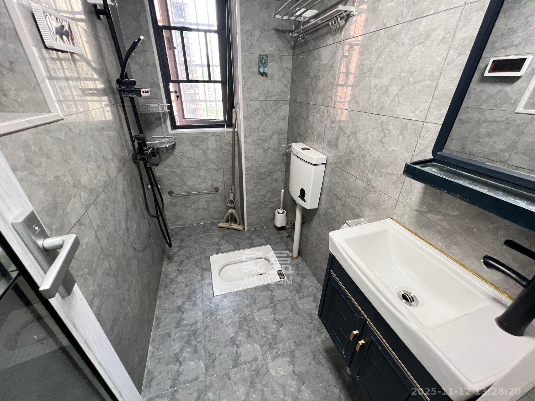 吉泰园安置小区  2室2厅1卫    2600.0元/月室内图