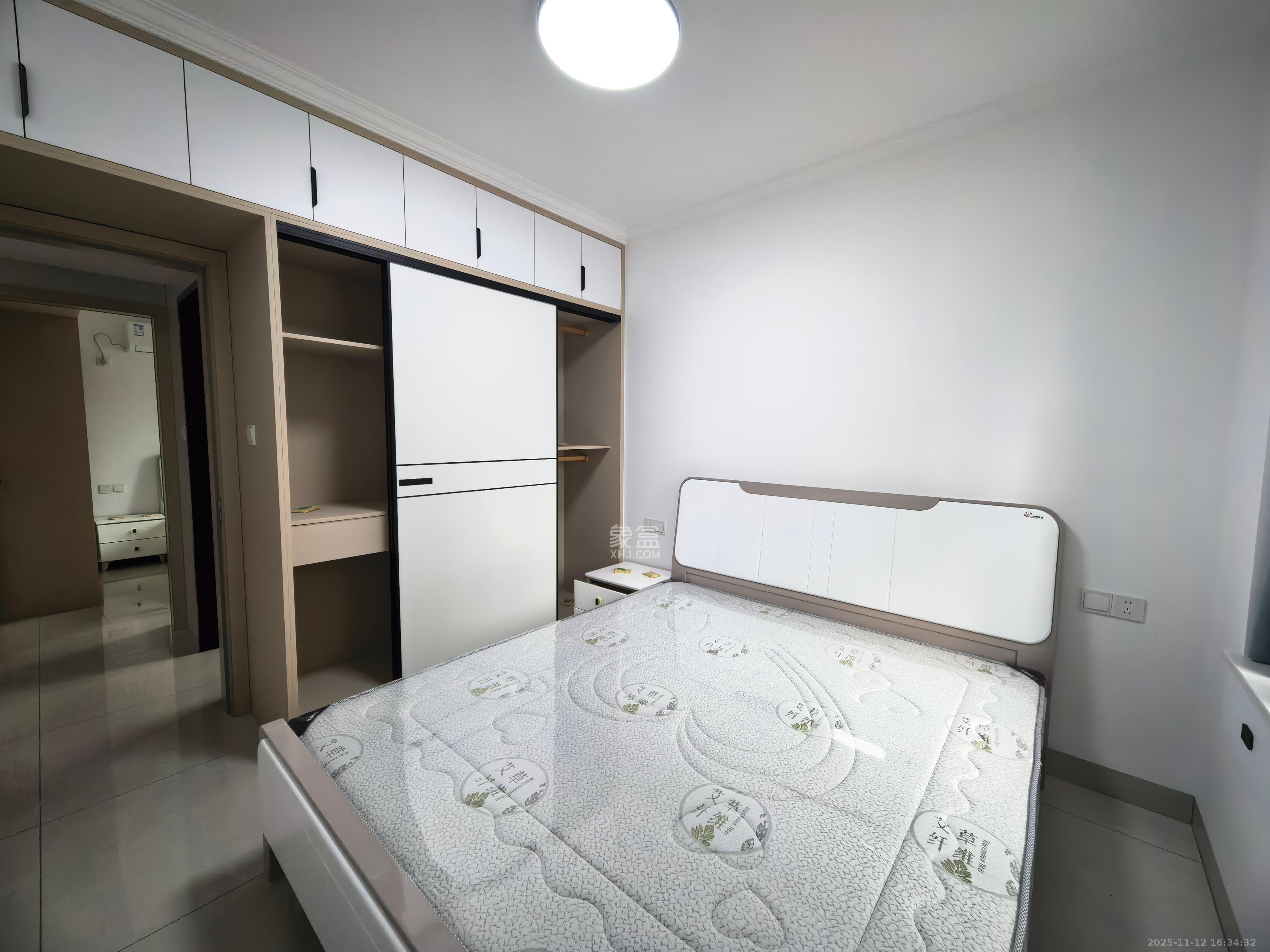 和润园三期  2室1厅1卫    2200.0元/月室内图