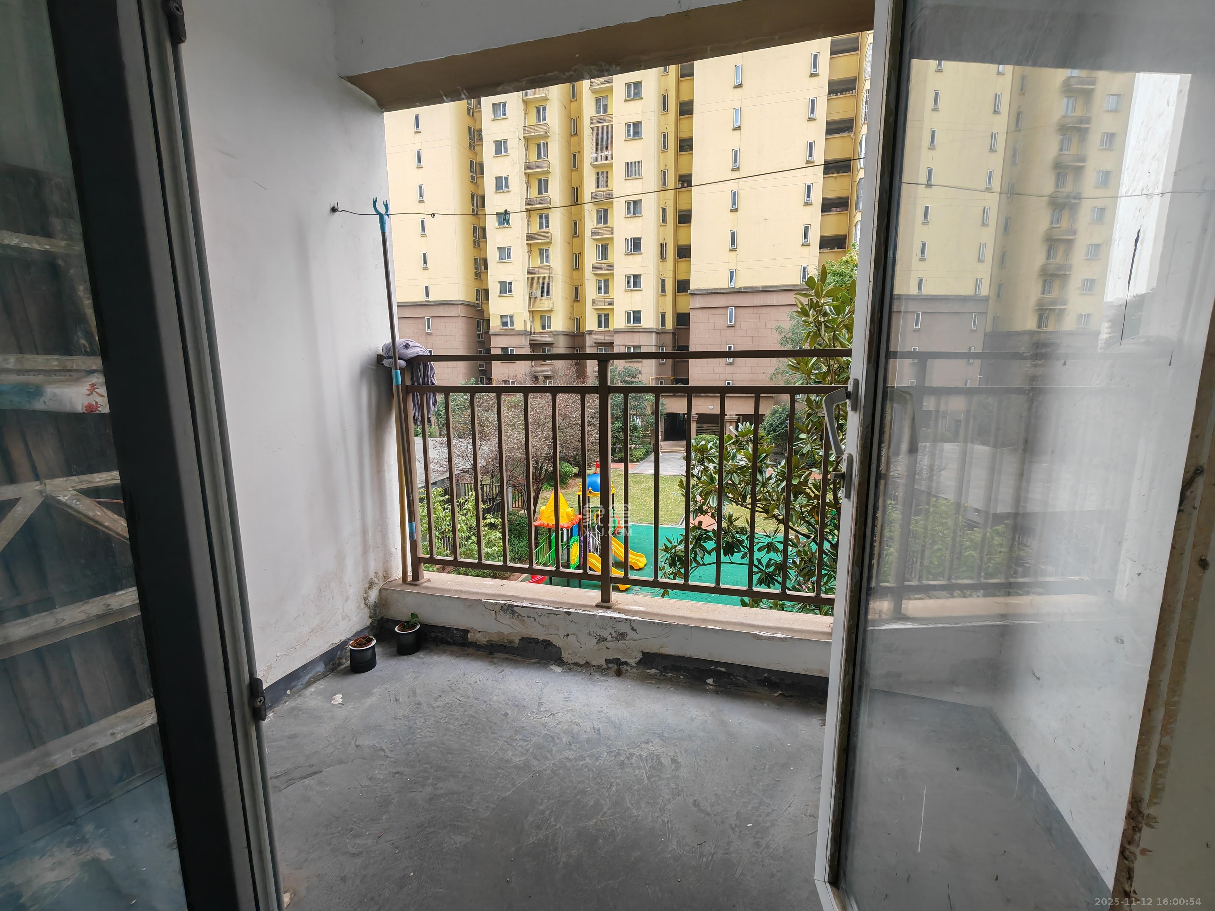 MOMA当代广场  3室2厅1卫    1380.0元/月