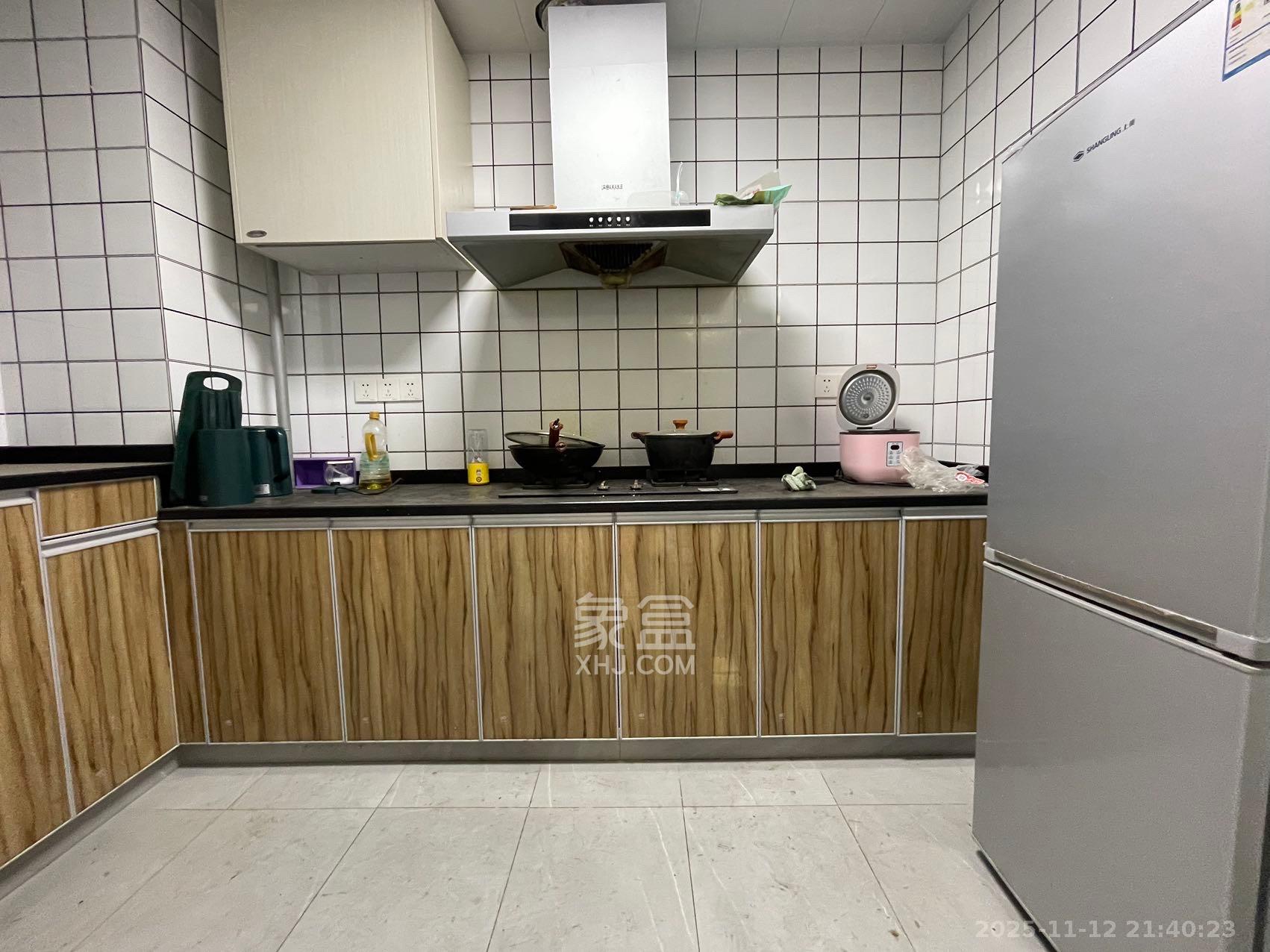 建发中央悦府  3室2厅2卫    3200.0元/月室内图