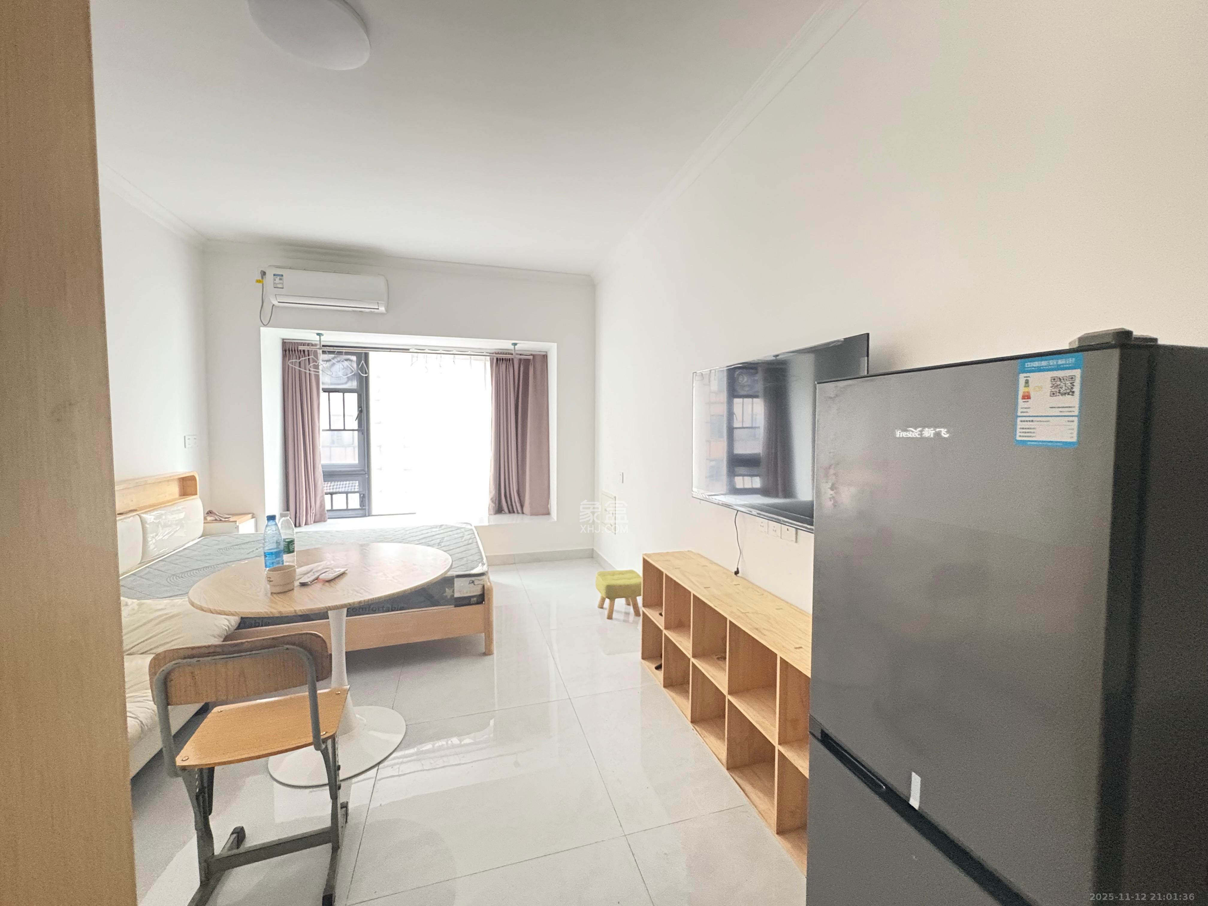 碧桂园城市之光  1室1厅1卫    1500.0元/月室内图