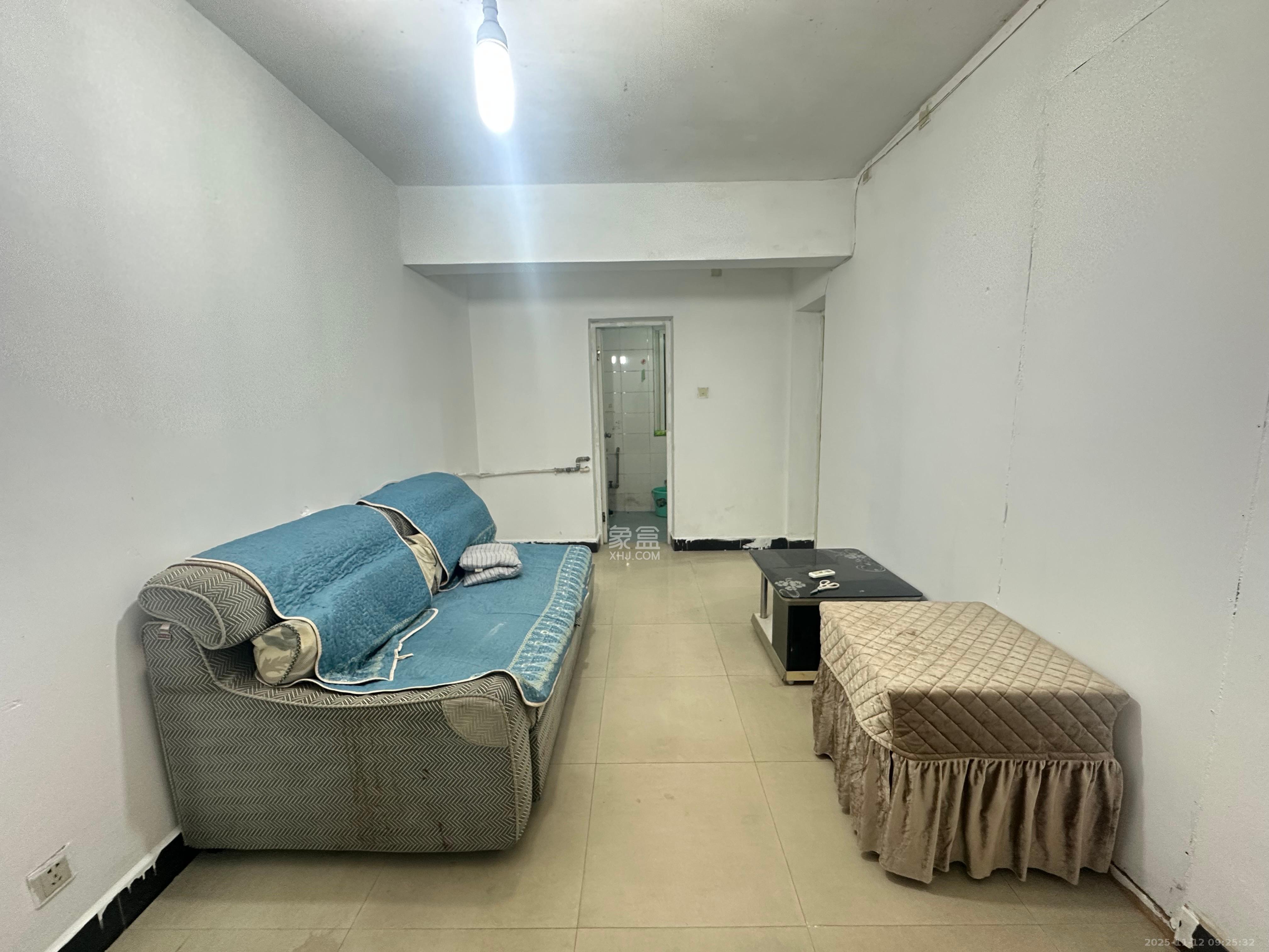 湖开小区（湖南开关厂宿舍）/南大桥社区  2室1厅1卫    1000.0元/月