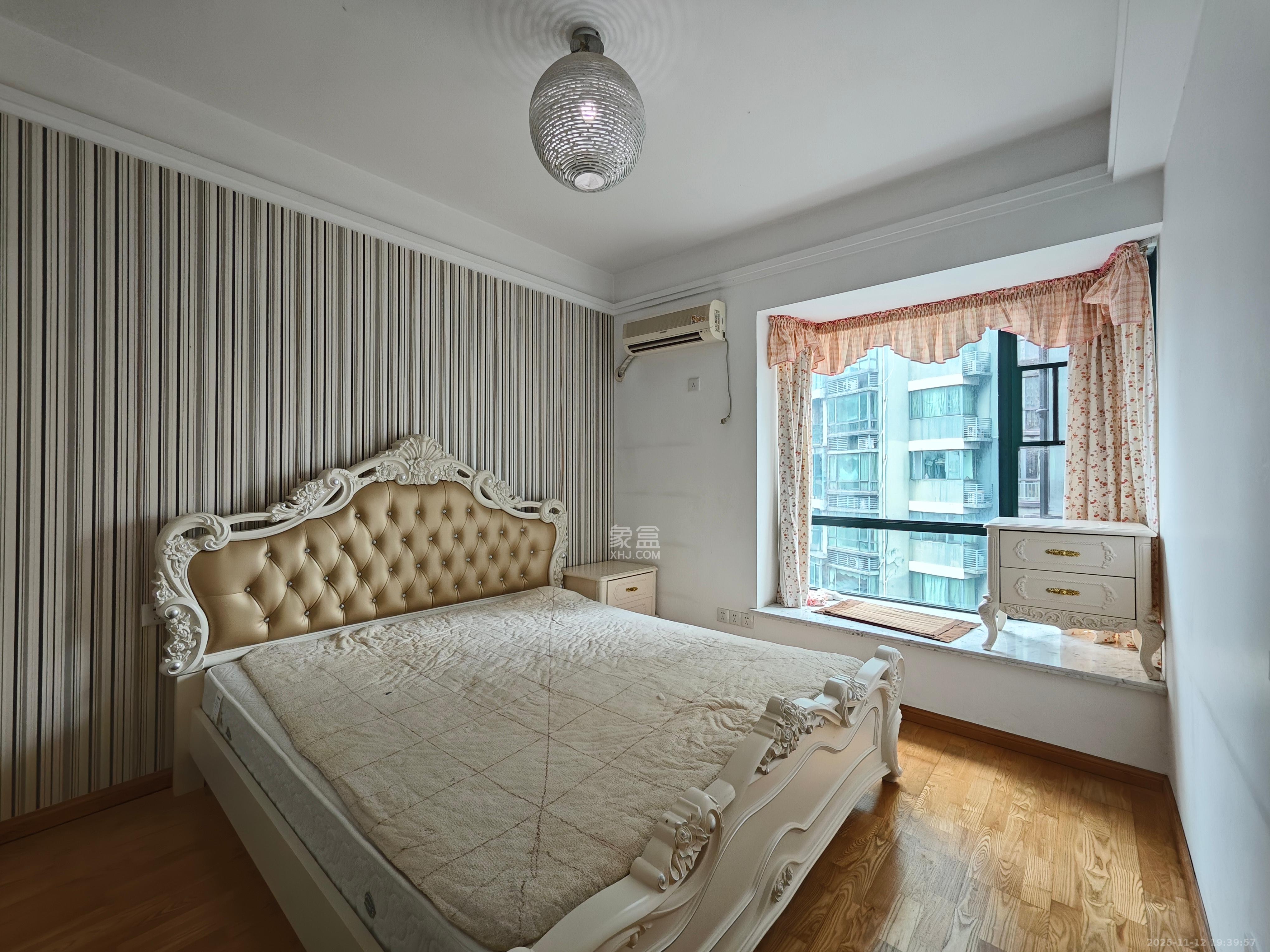 华盛新外滩  4室2厅2卫    4800.0元/月室内图