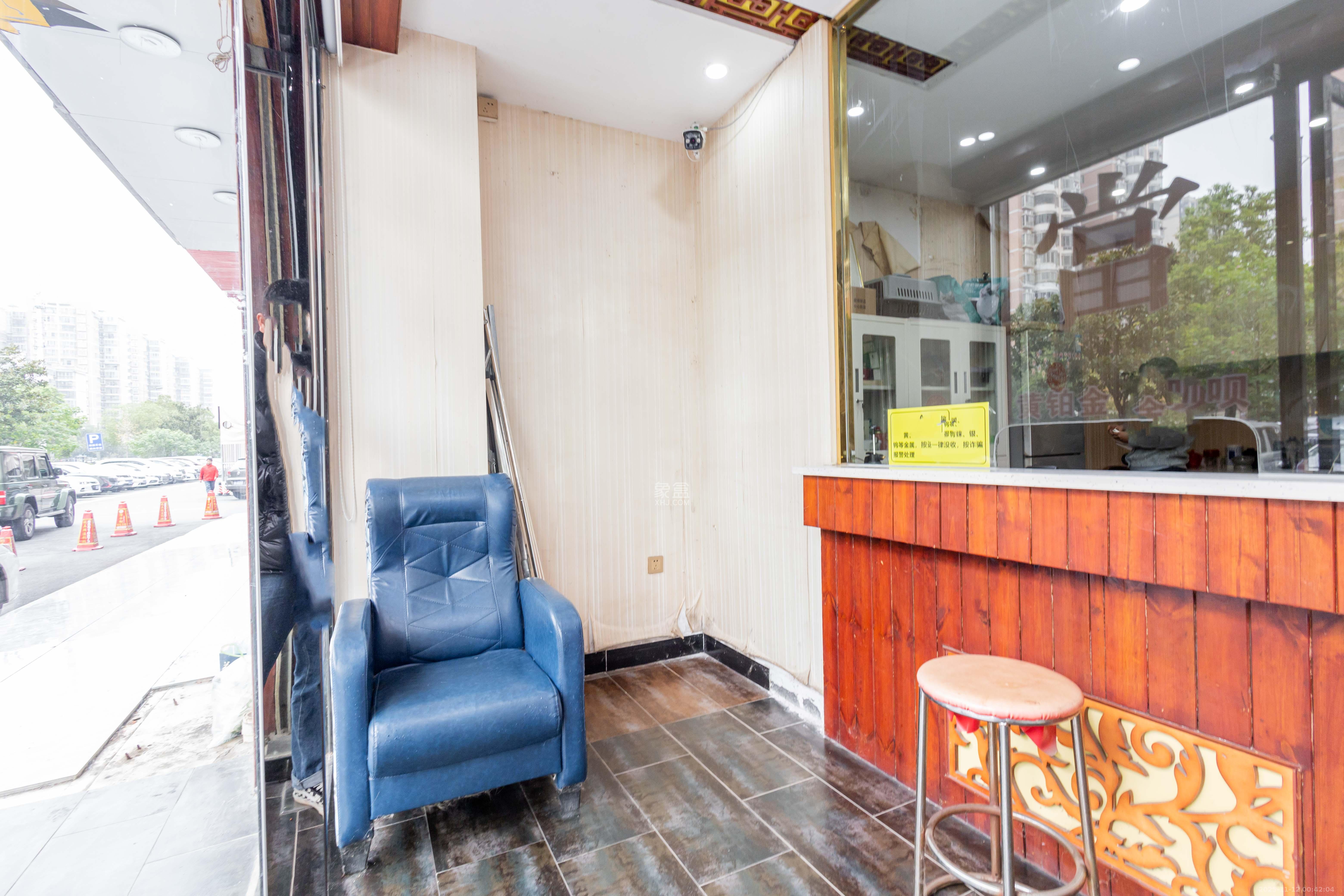 星沙国际物流园/泉星社区  1室1厅1卫    60.0万客厅