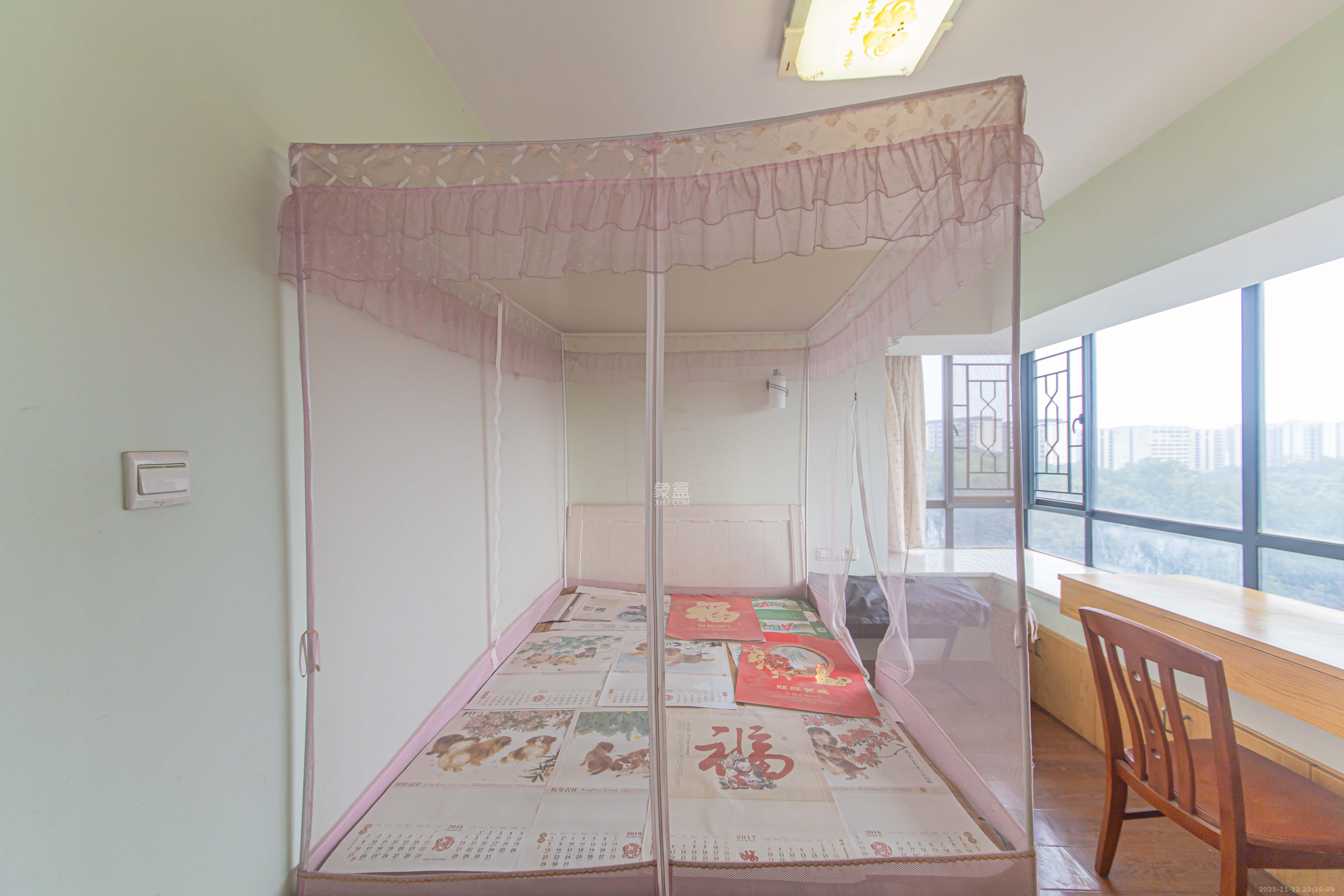 保利花园  3室2厅1卫    80.0万卧室