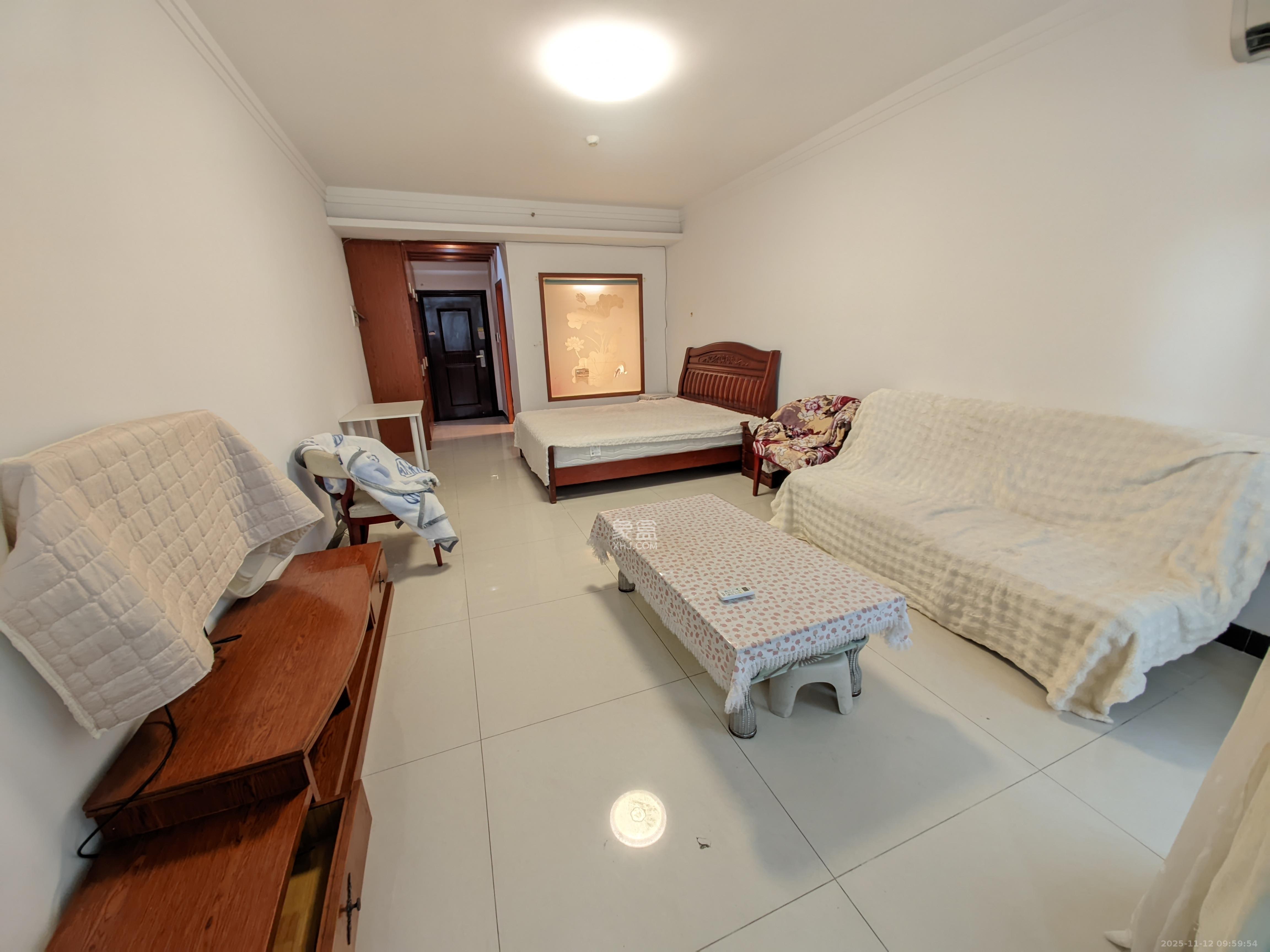 锦湘国际星城三期(锦绣苑) 1室1厅1卫 1500.0元/月 锦湘国际星城三期(锦绣苑) 1室1厅1卫 1500.0元/月室内图