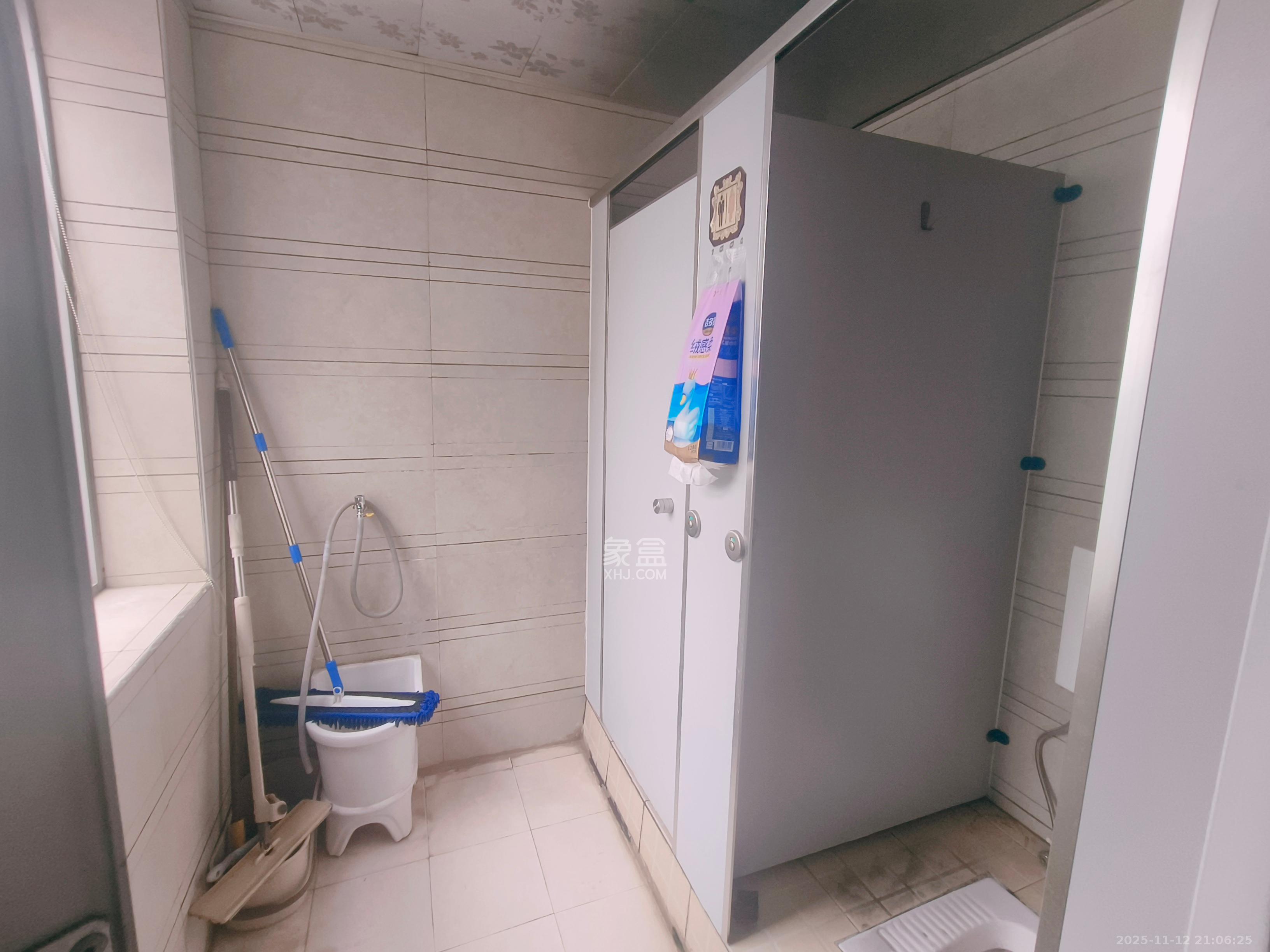 岳麓壹号  1室1厅1卫    20000.0元/月室内图