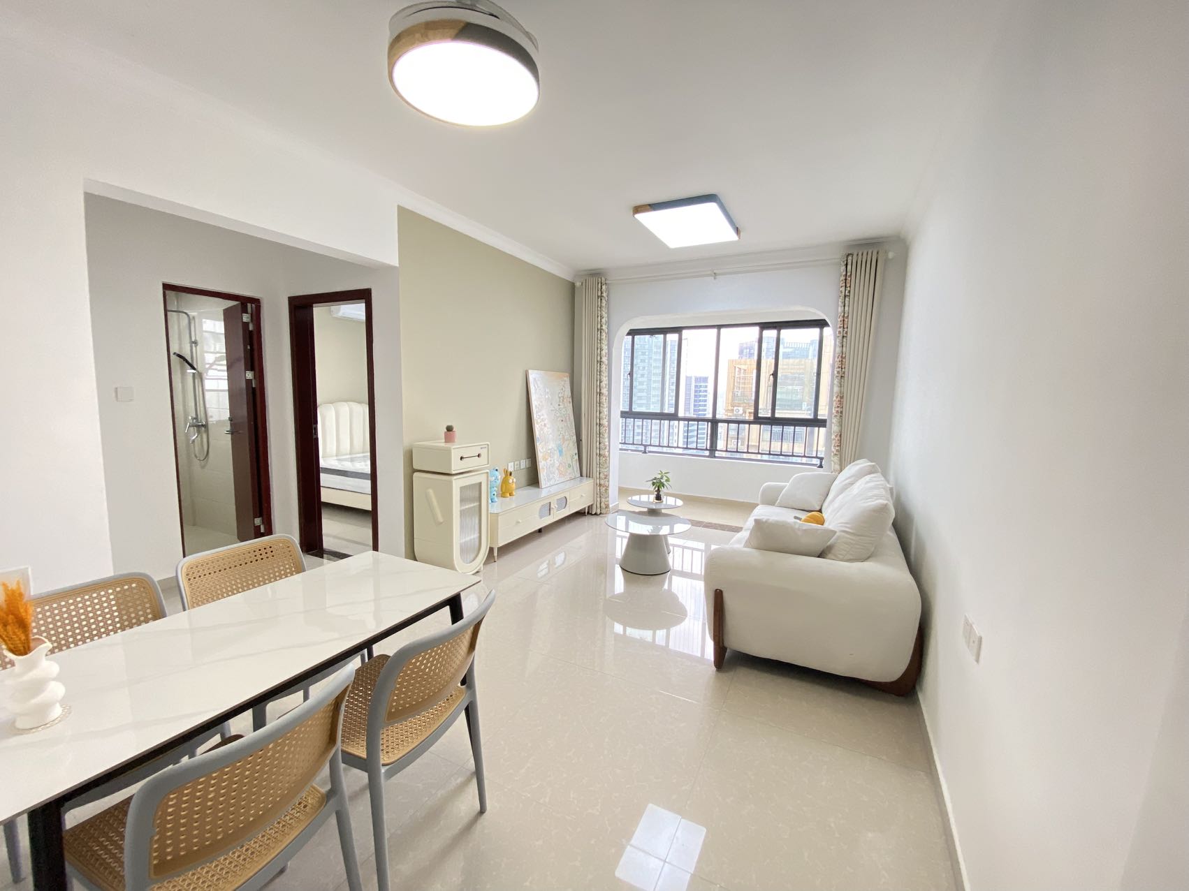 坡巷雅苑  2室1厅1卫    95.0万客厅