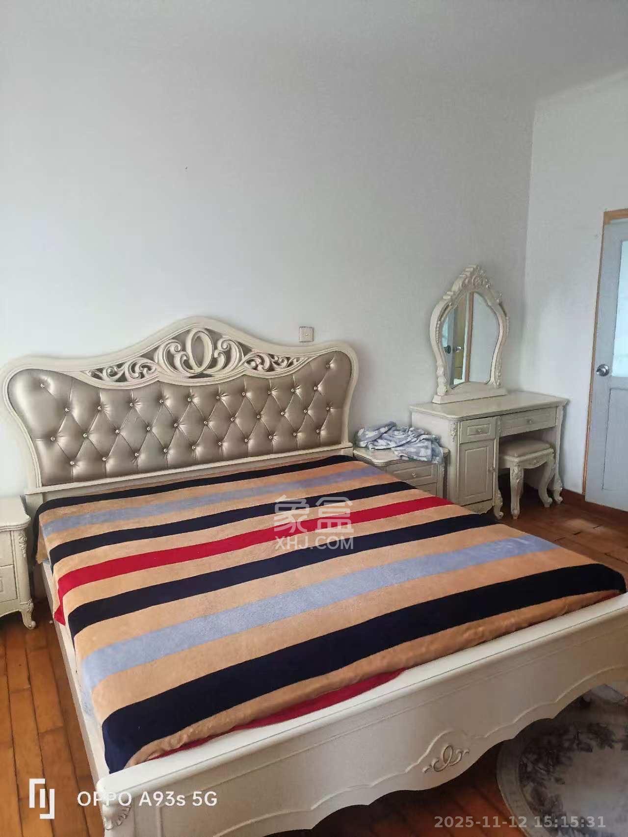 平和堂生活小区  3室2厅2卫    2100.0元/月室内图