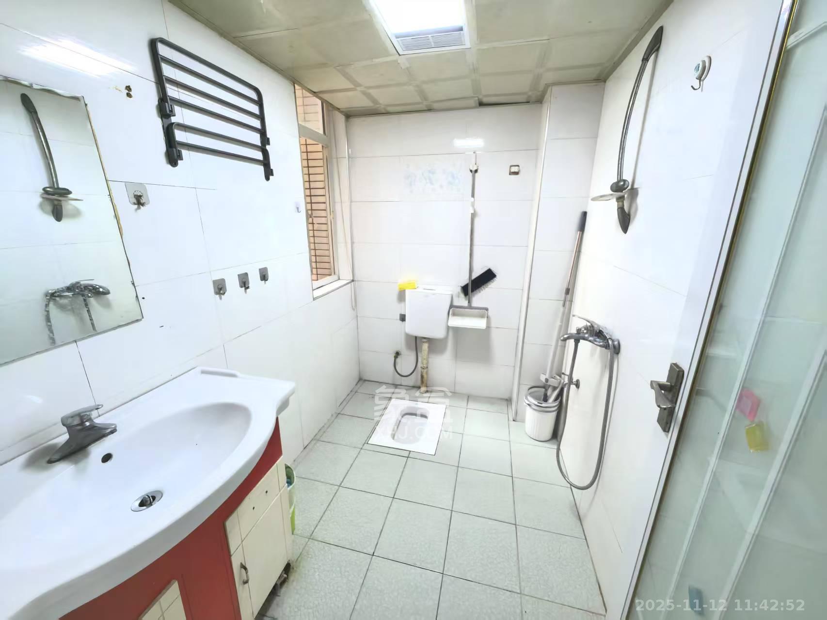 万丽景园  2室2厅1卫    1600.0元/月室内图