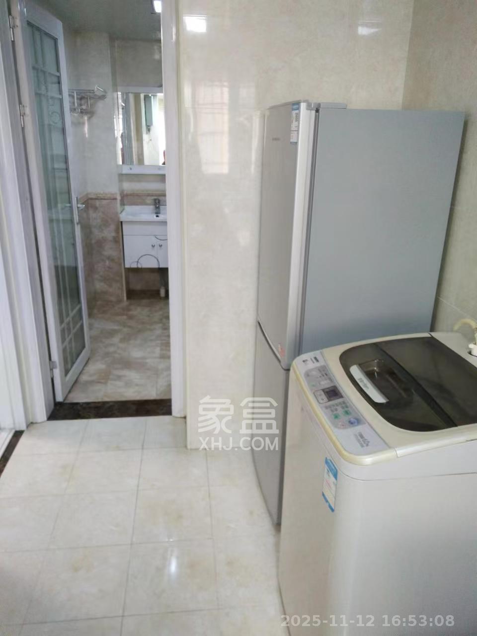 星城新宇颐景苑 1室2厅1卫 1550.0元/月 星城新宇颐景苑 1室2厅1卫 1550.0元/月室内图