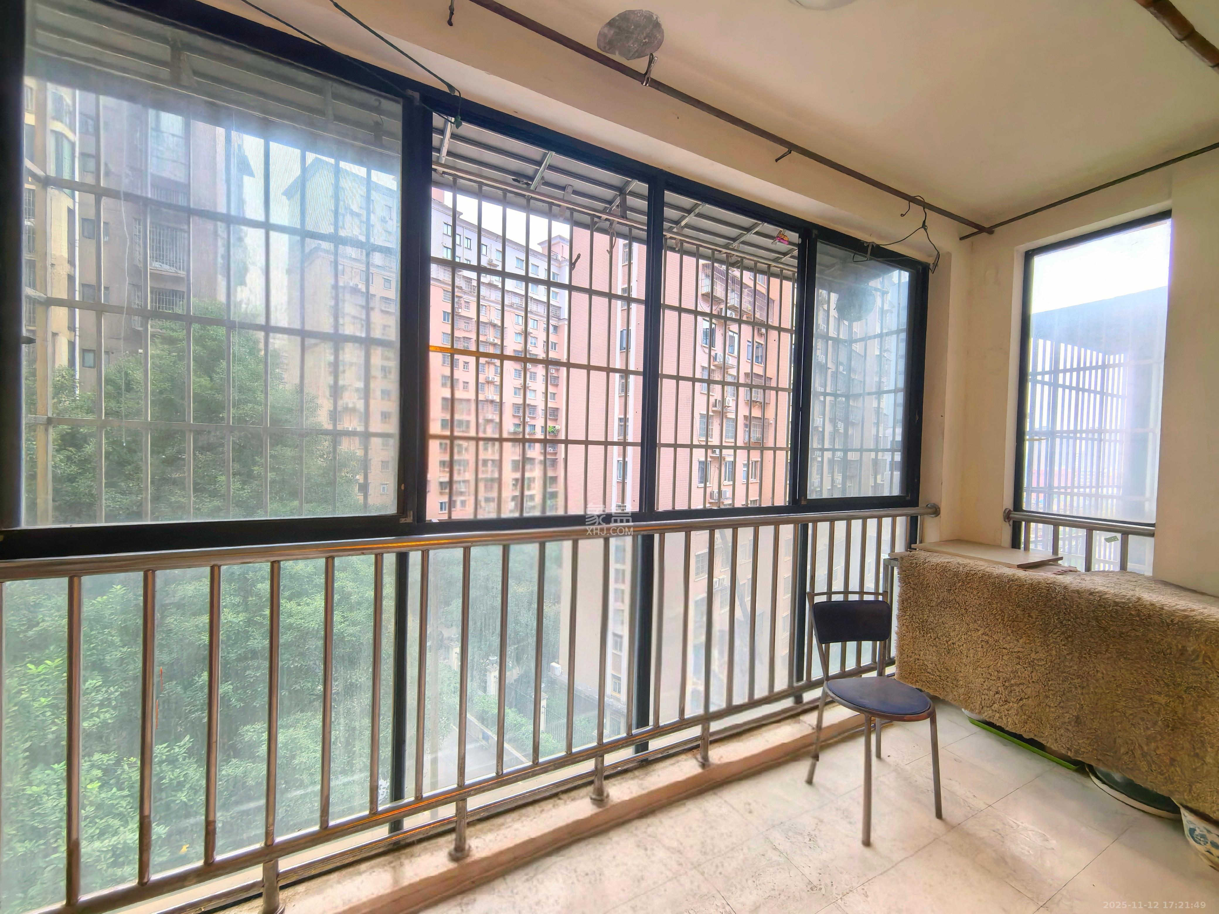 湘诚嘉园  2室2厅1卫    2200.0元/月室内图