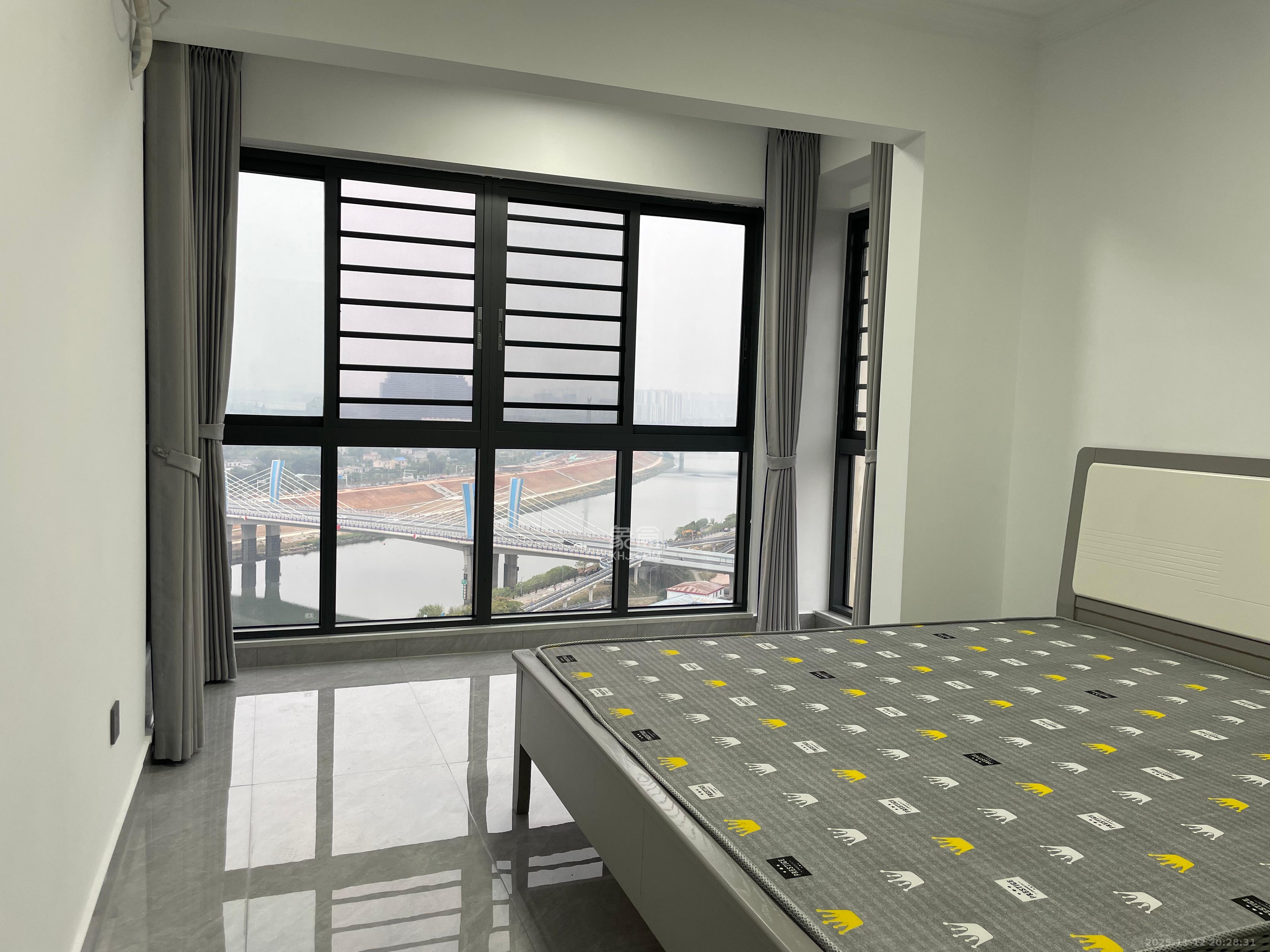 和景家园二期 3室2厅2卫 2400.0元/月 和景家园二期 3室2厅2卫 2400.0元/月室内图