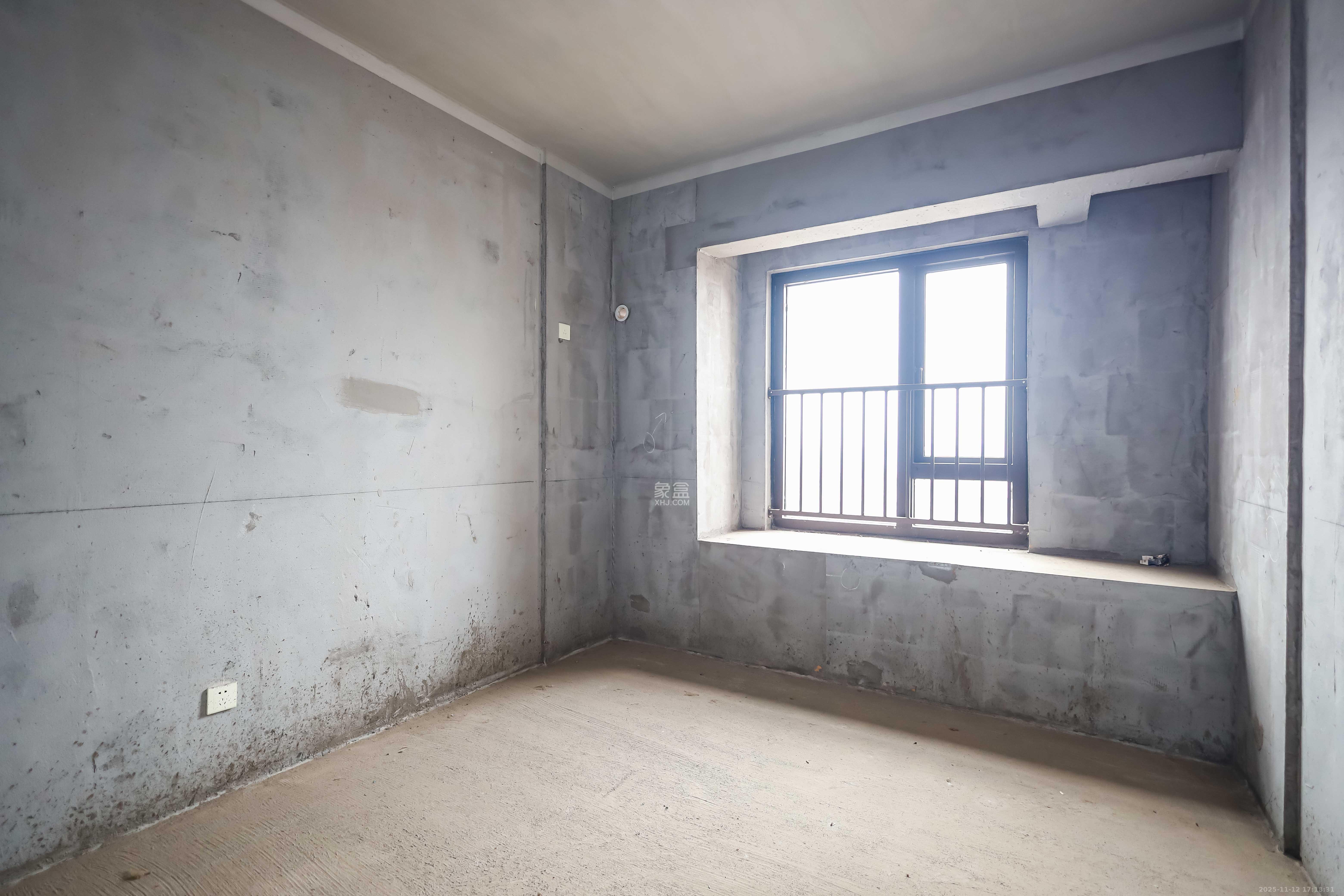 奥克斯缔壹城  4室2厅2卫    94.8万卧室