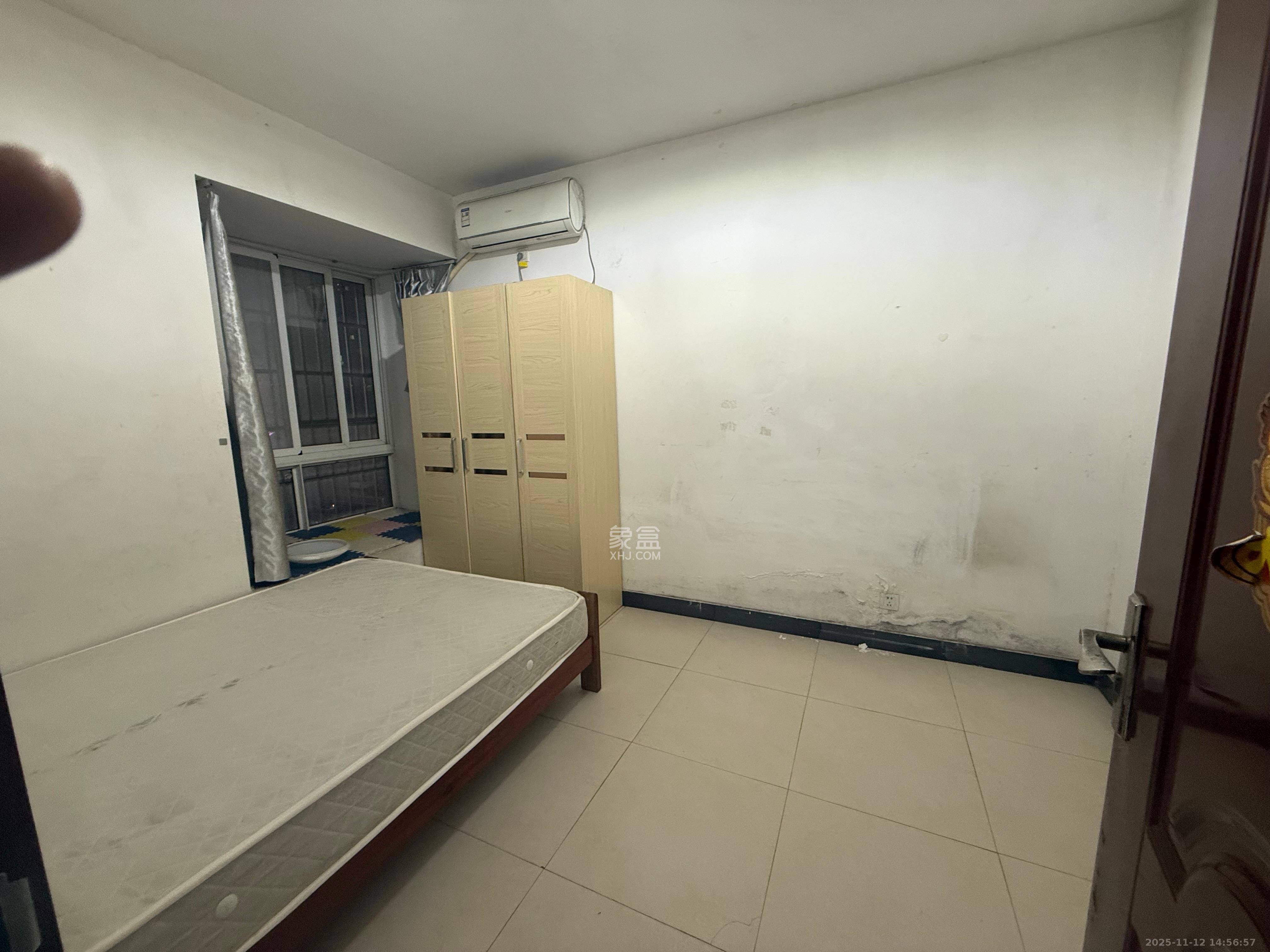 和沁园 3室1厅1卫 2200.0元/月 和沁园 3室1厅1卫 2200.0元/月室内图