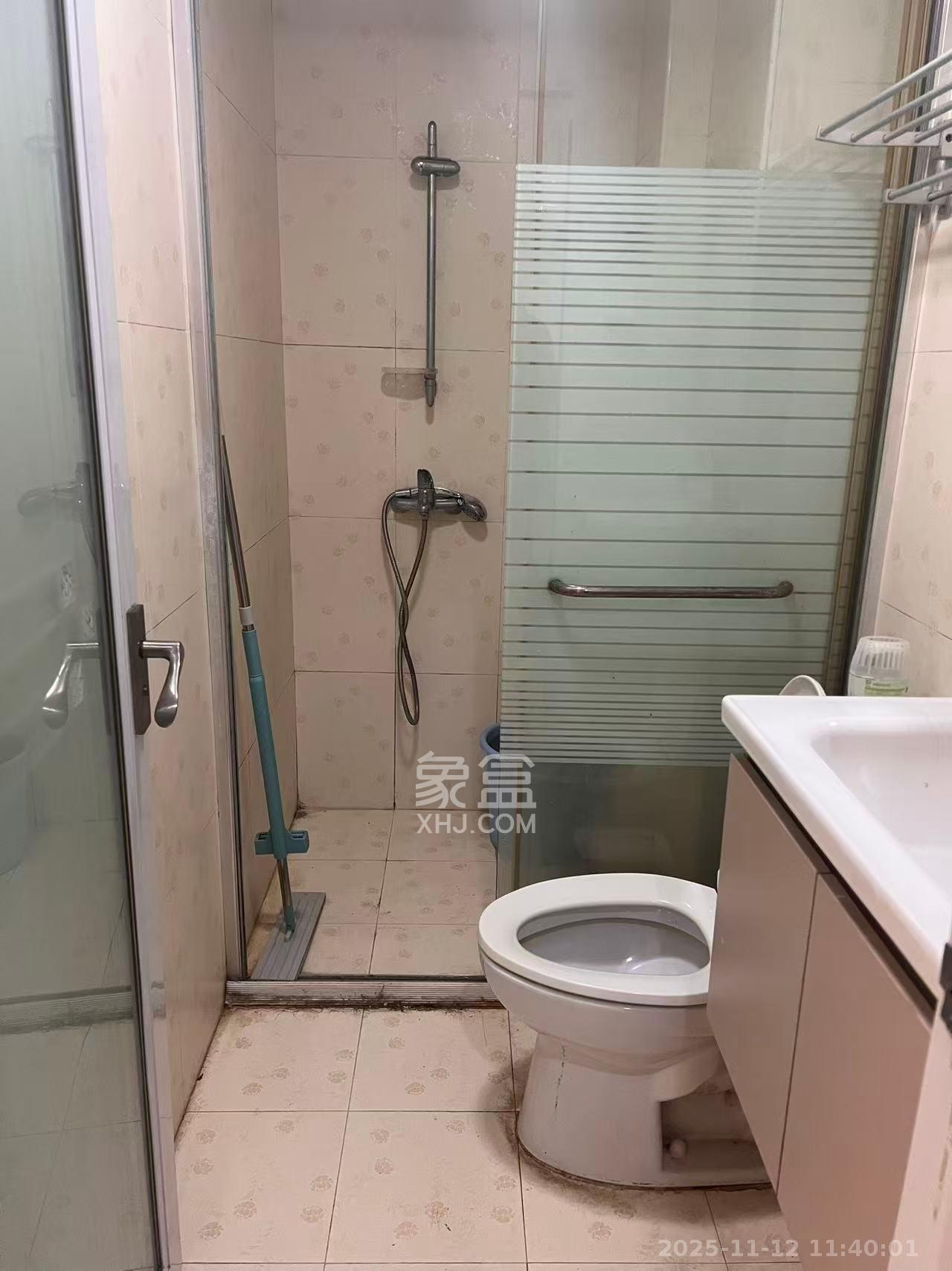 博林金谷 1室1厅1卫 1650.0元/月 博林金谷 1室1厅1卫 1650.0元/月室内图