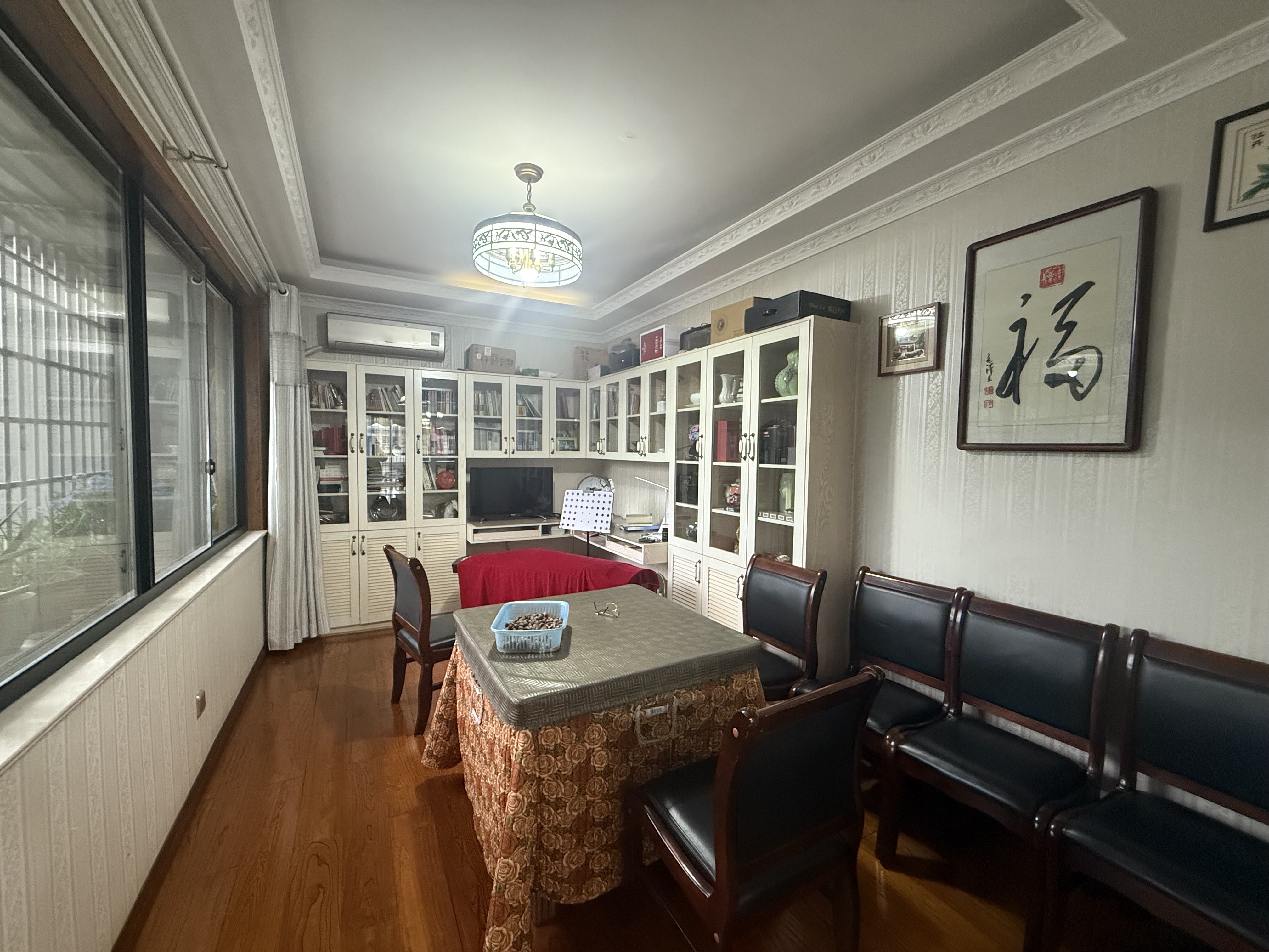 顺景嘉园 5室2厅2卫 138.0万 顺景嘉园 5室2厅2卫 138.0万客厅