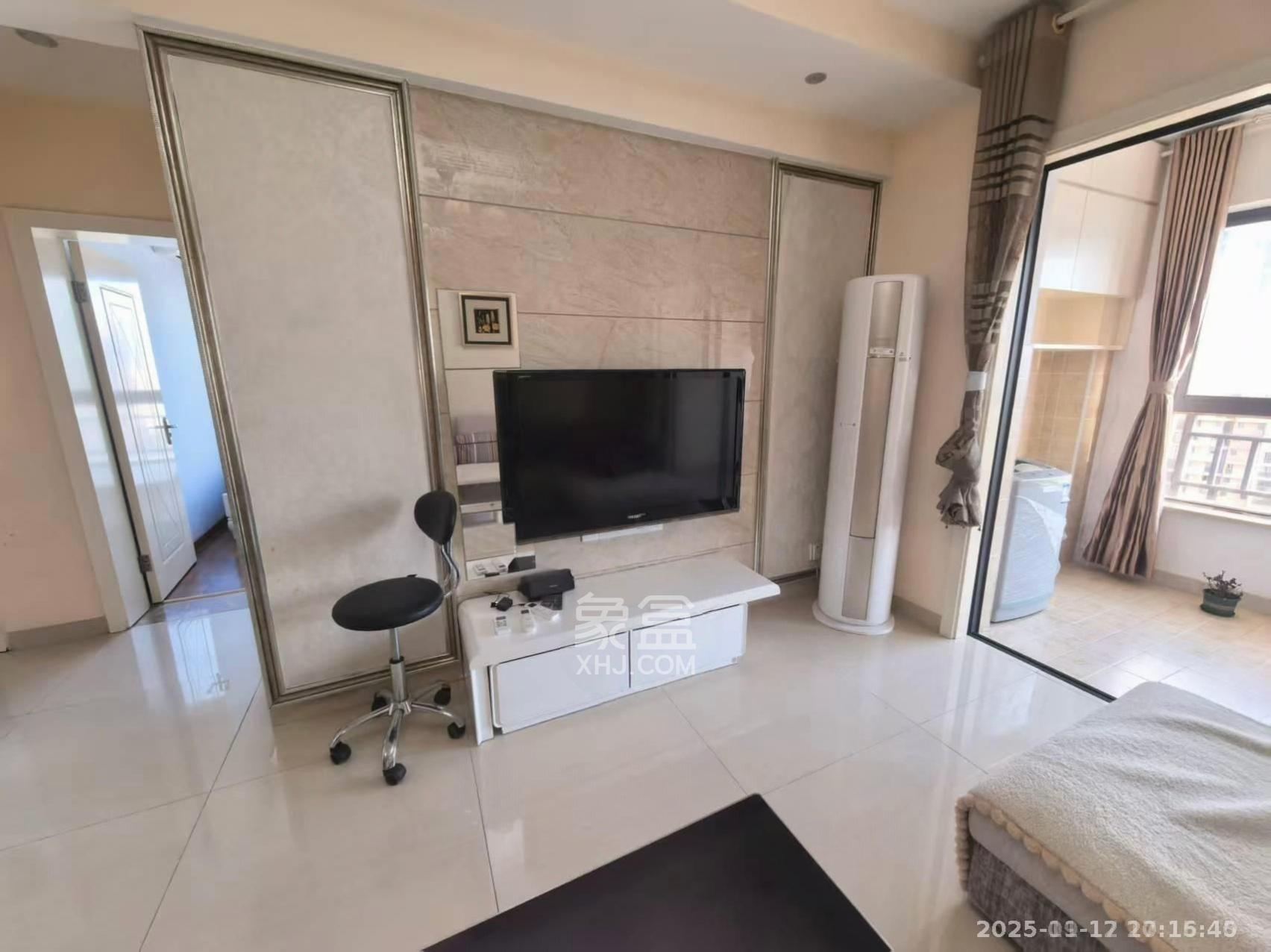 香樟兰亭（朗峰苑）  3室2厅1卫    2500.0元/月室内图