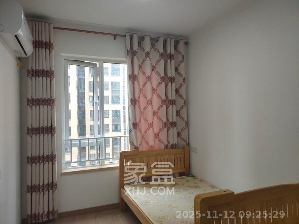 金地铂悦  4室2厅2卫    2700.0元/月室内图