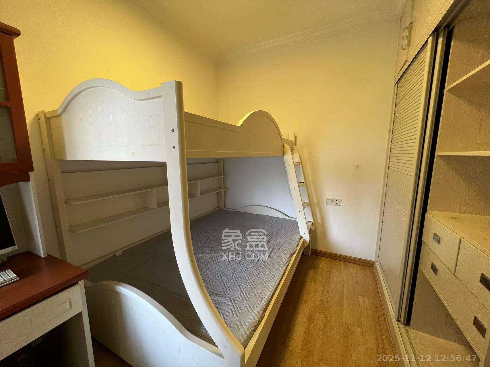 合能洋湖公馆 3室2厅1卫 2500.0元/月 合能洋湖公馆 3室2厅1卫 2500.0元/月室内图