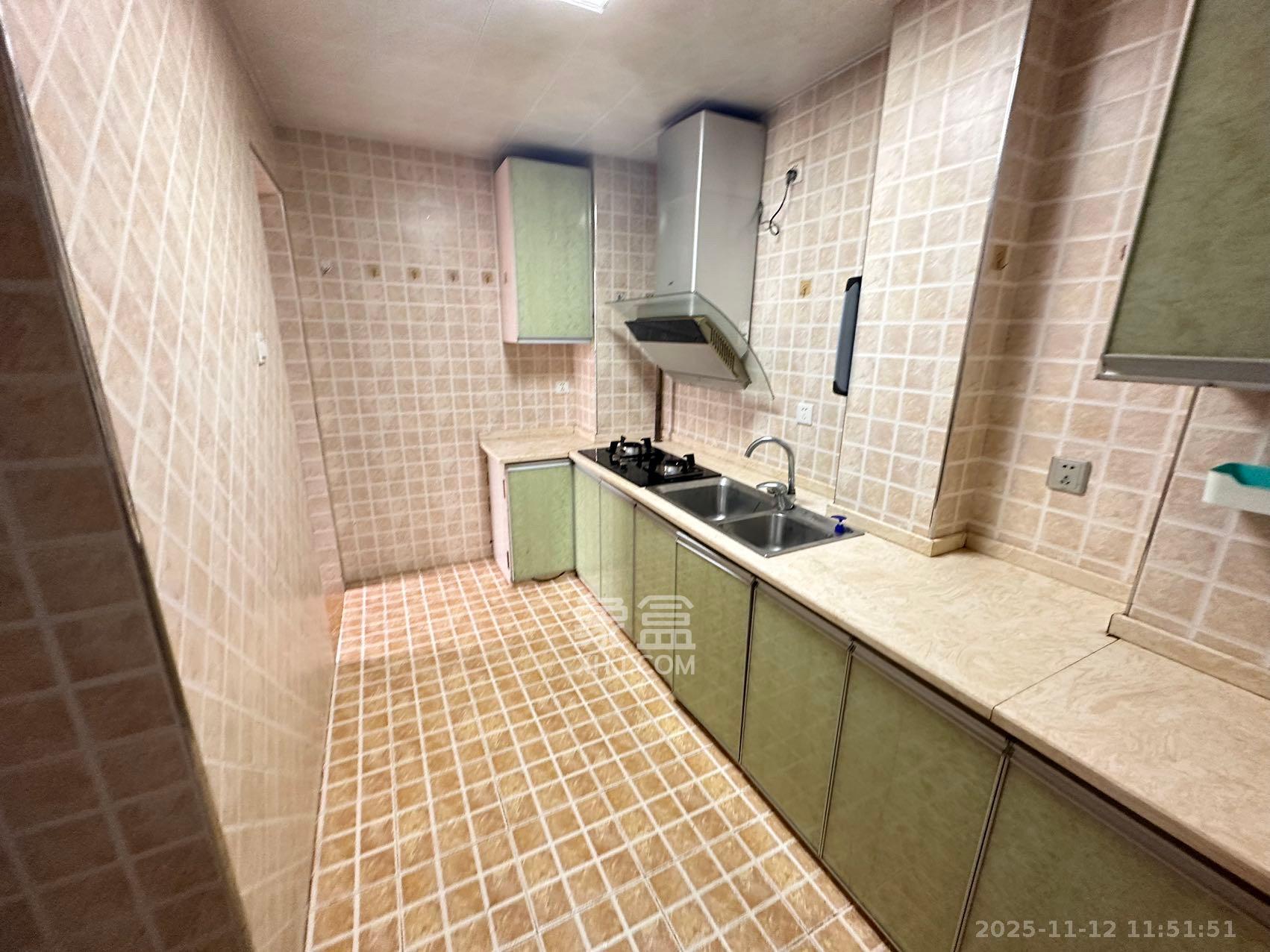 德庆水韵山城  2室2厅1卫    1800.0元/月室内图