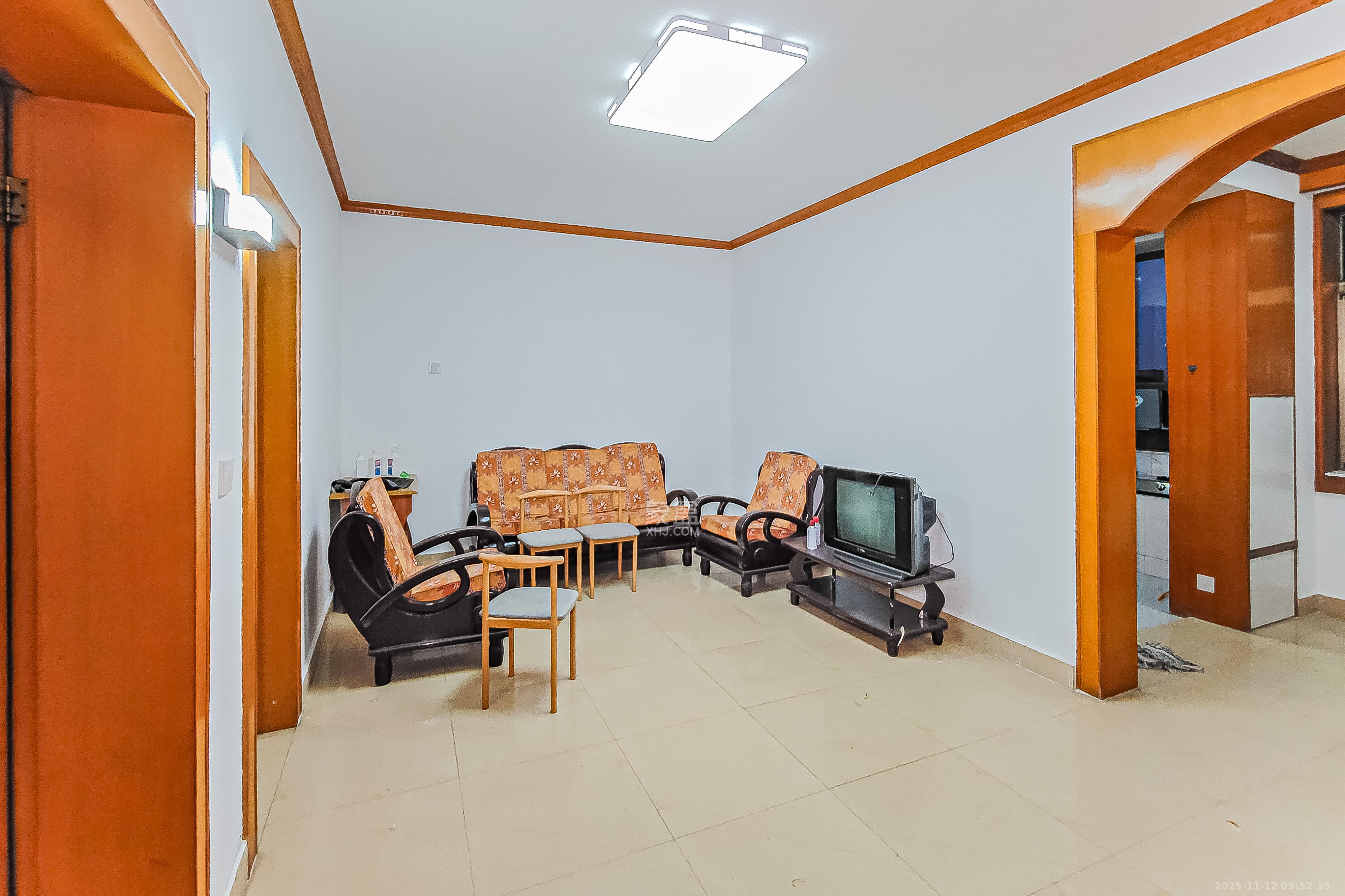 东瓜山一村送变电小区  2室2厅1卫    36.6万