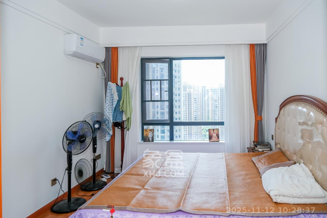 筑梦星园  4室2厅2卫    2980.0元/月室内图