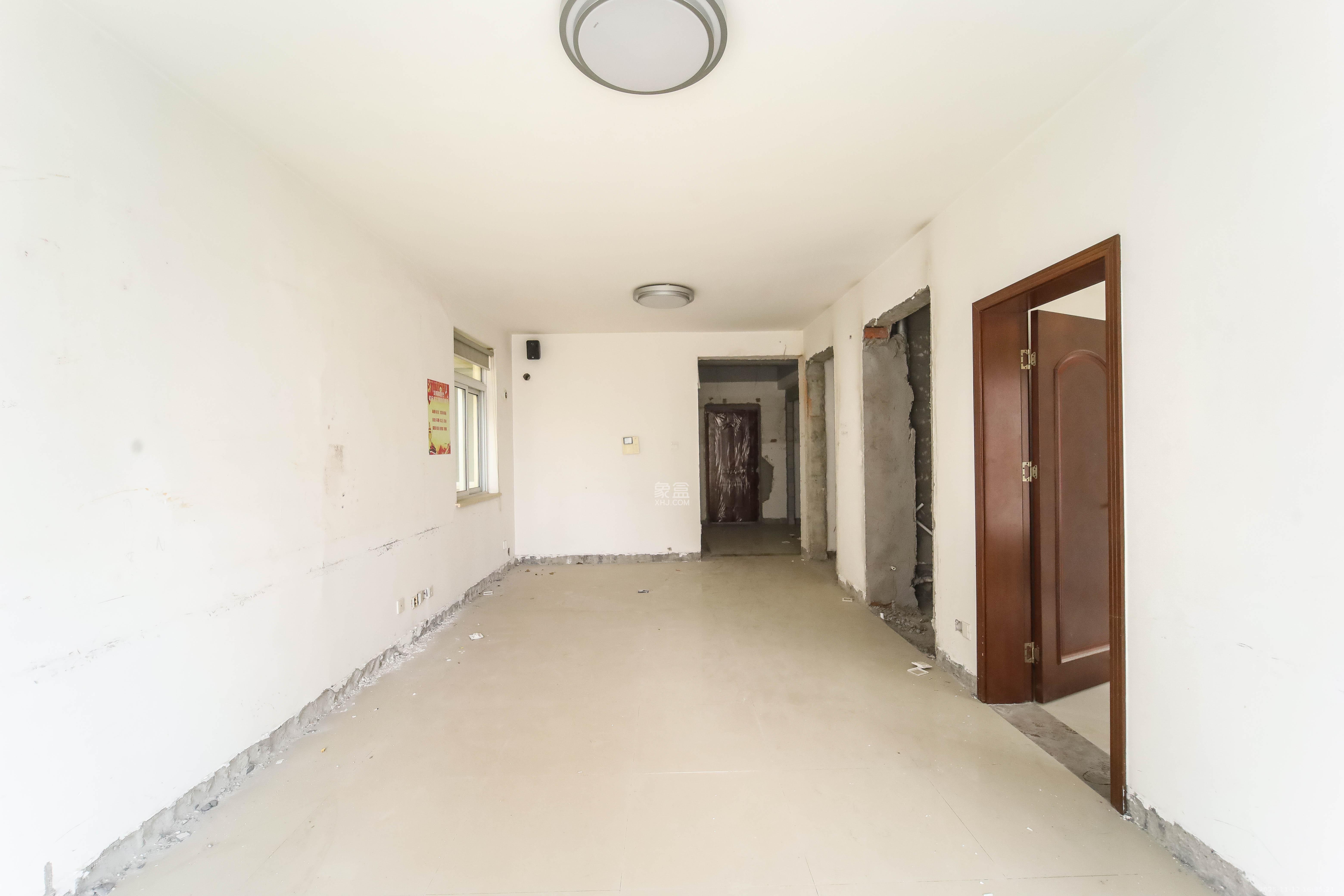 汇都公寓 3室2厅1卫 71.0万 汇都公寓 3室2厅1卫 71.0万客厅