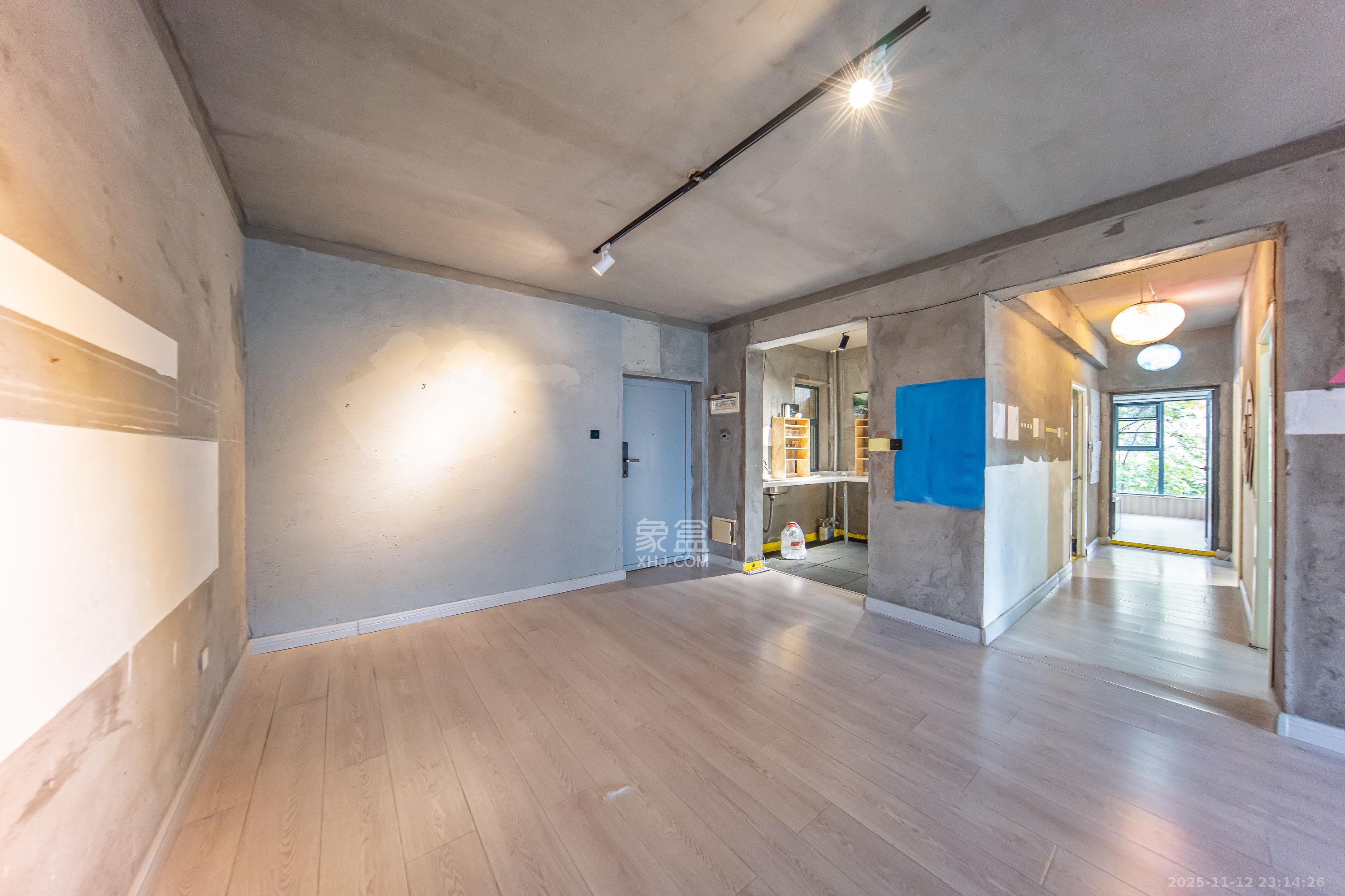 兰亭湾畔  3室2厅1卫    115.0万客厅