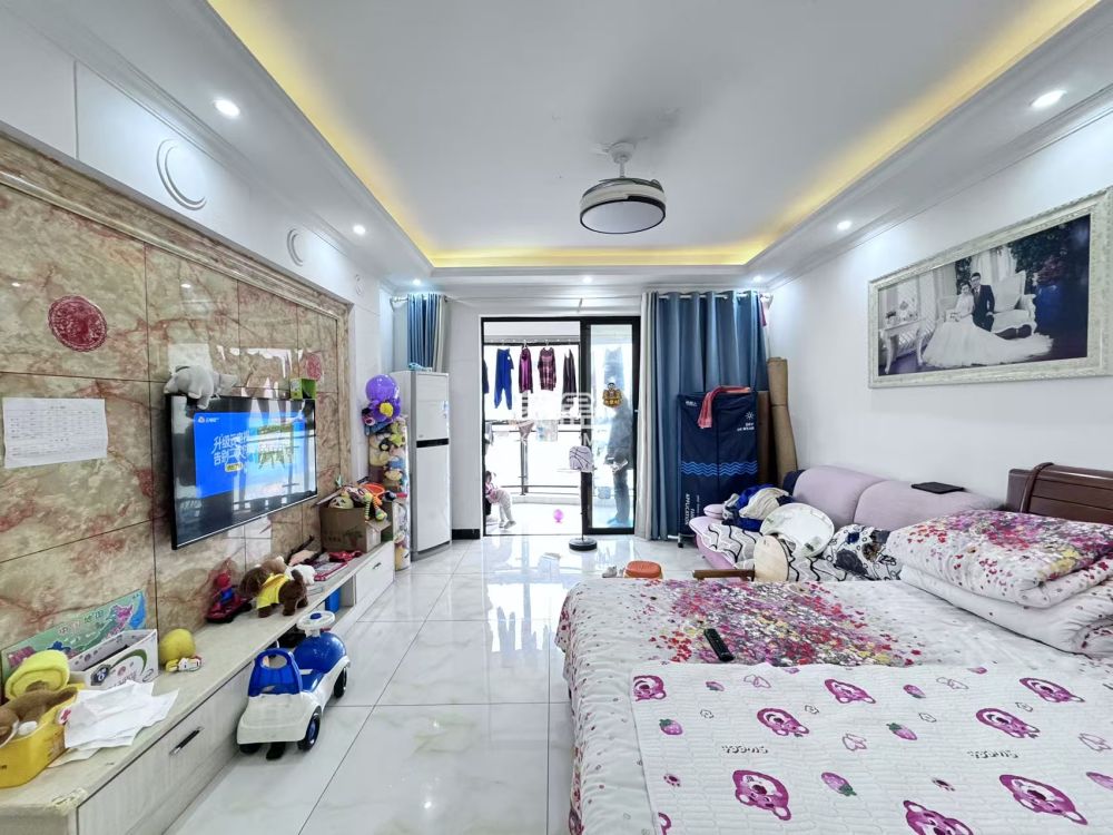 曼哈顿花园  2室2厅1卫    41.8万