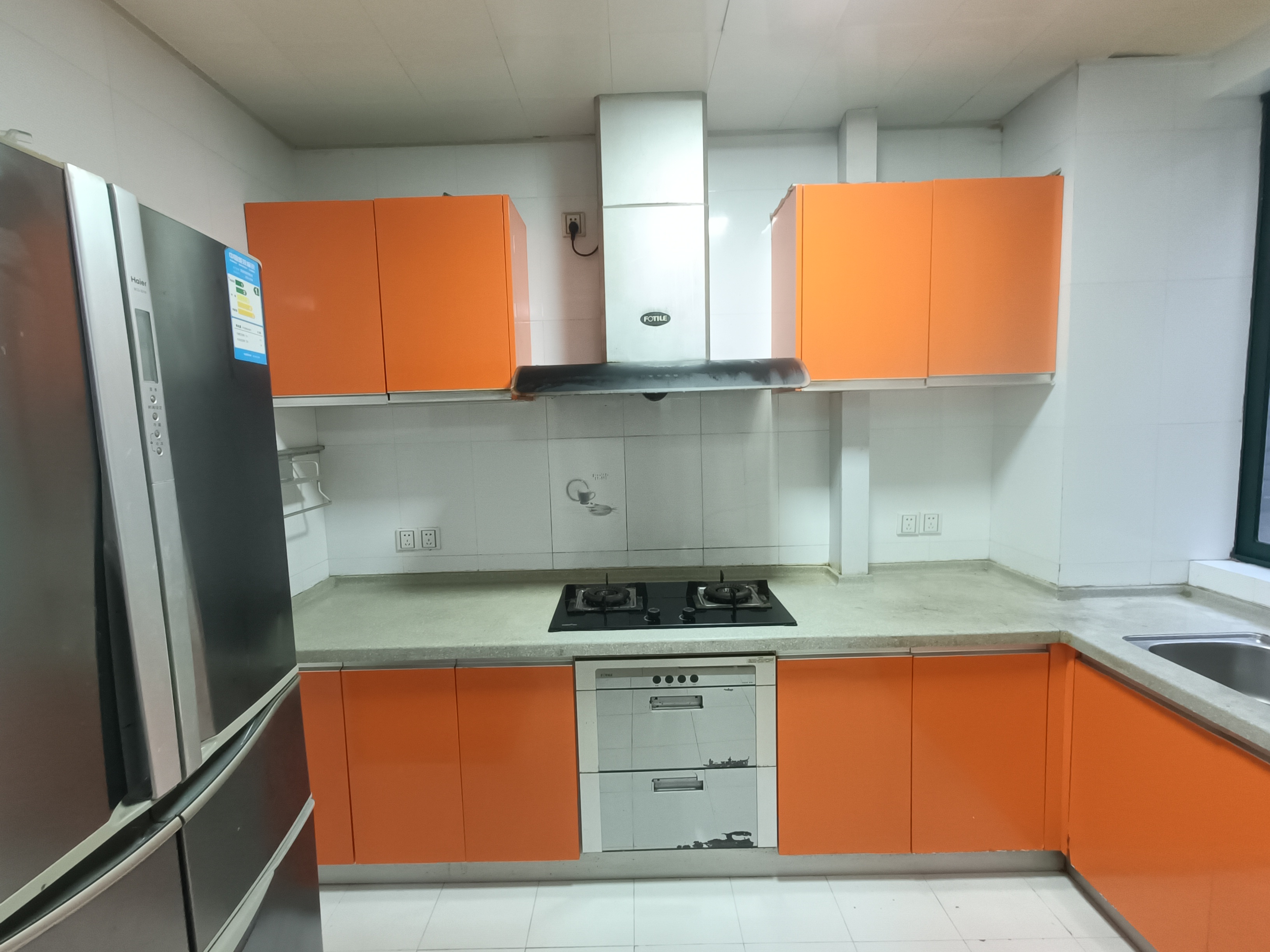 海创明珠花园 4室2厅2卫 57.8万 海创明珠花园 4室2厅2卫 57.8万室内图