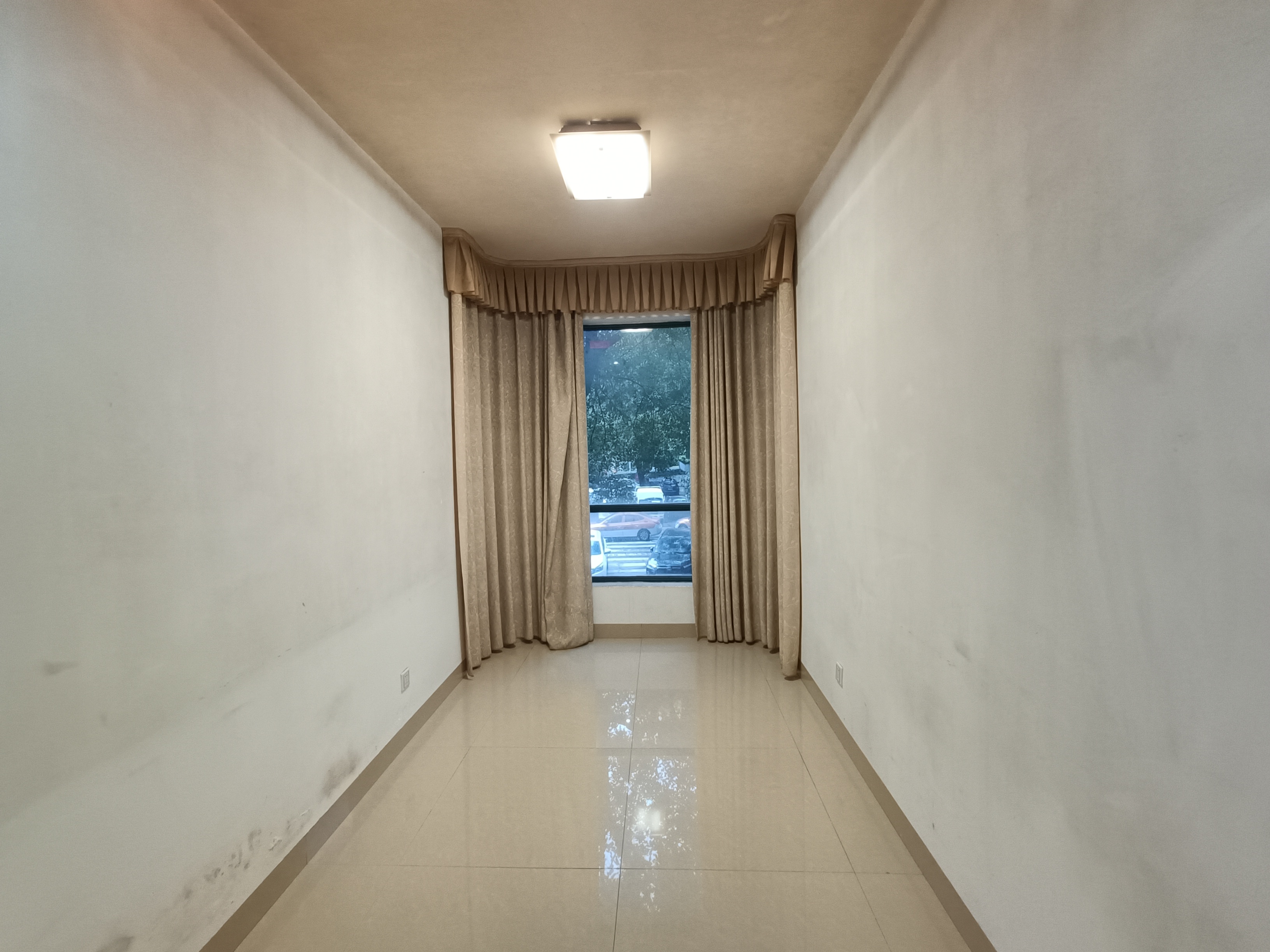 海创明珠花园 4室2厅2卫 57.8万 海创明珠花园 4室2厅2卫 57.8万室内图