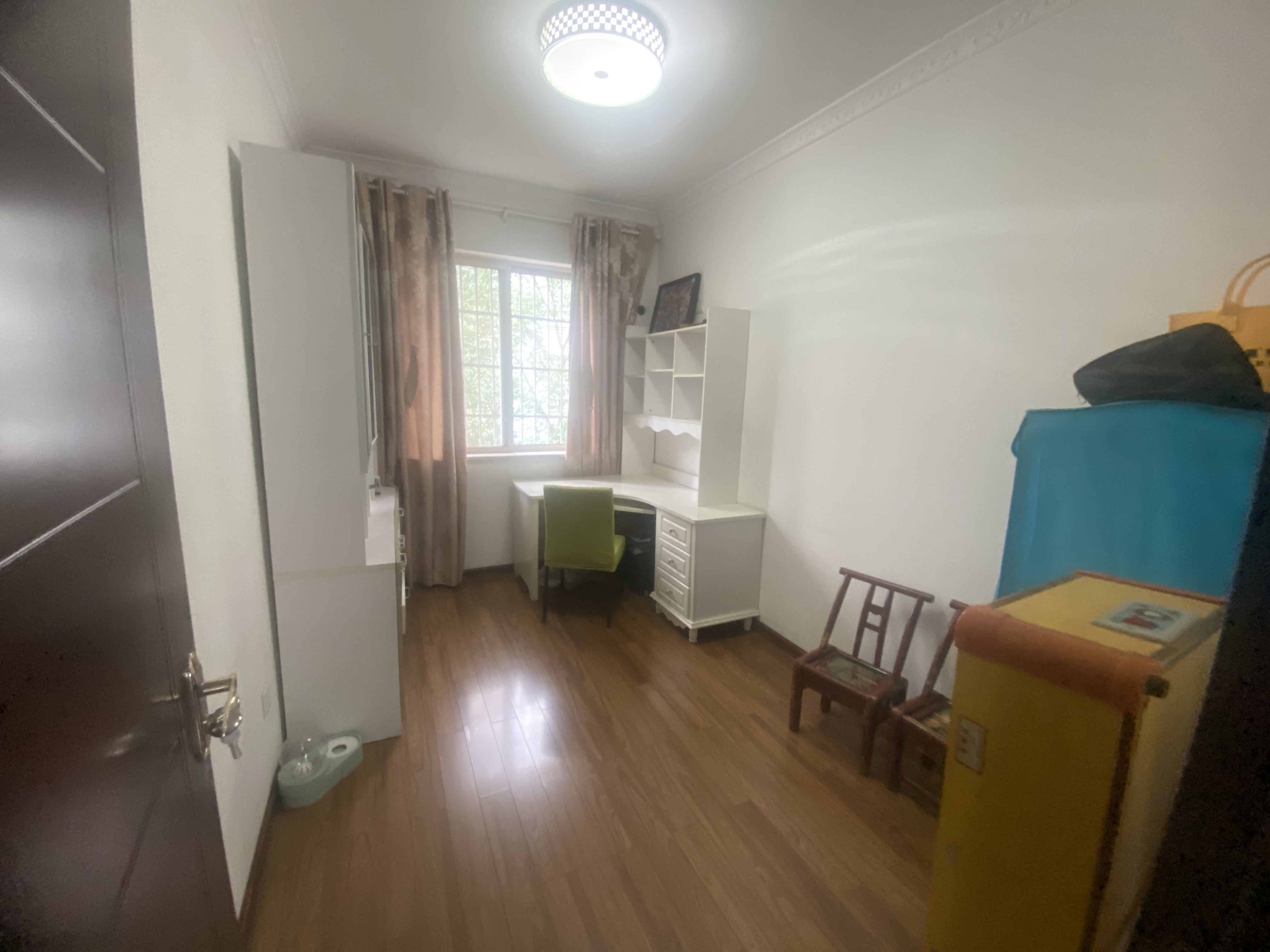 煜峰花园先锋路23号 3室2厅1卫 36.0万 煜峰花园先锋路23号 3室2厅1卫 36.0万室内图