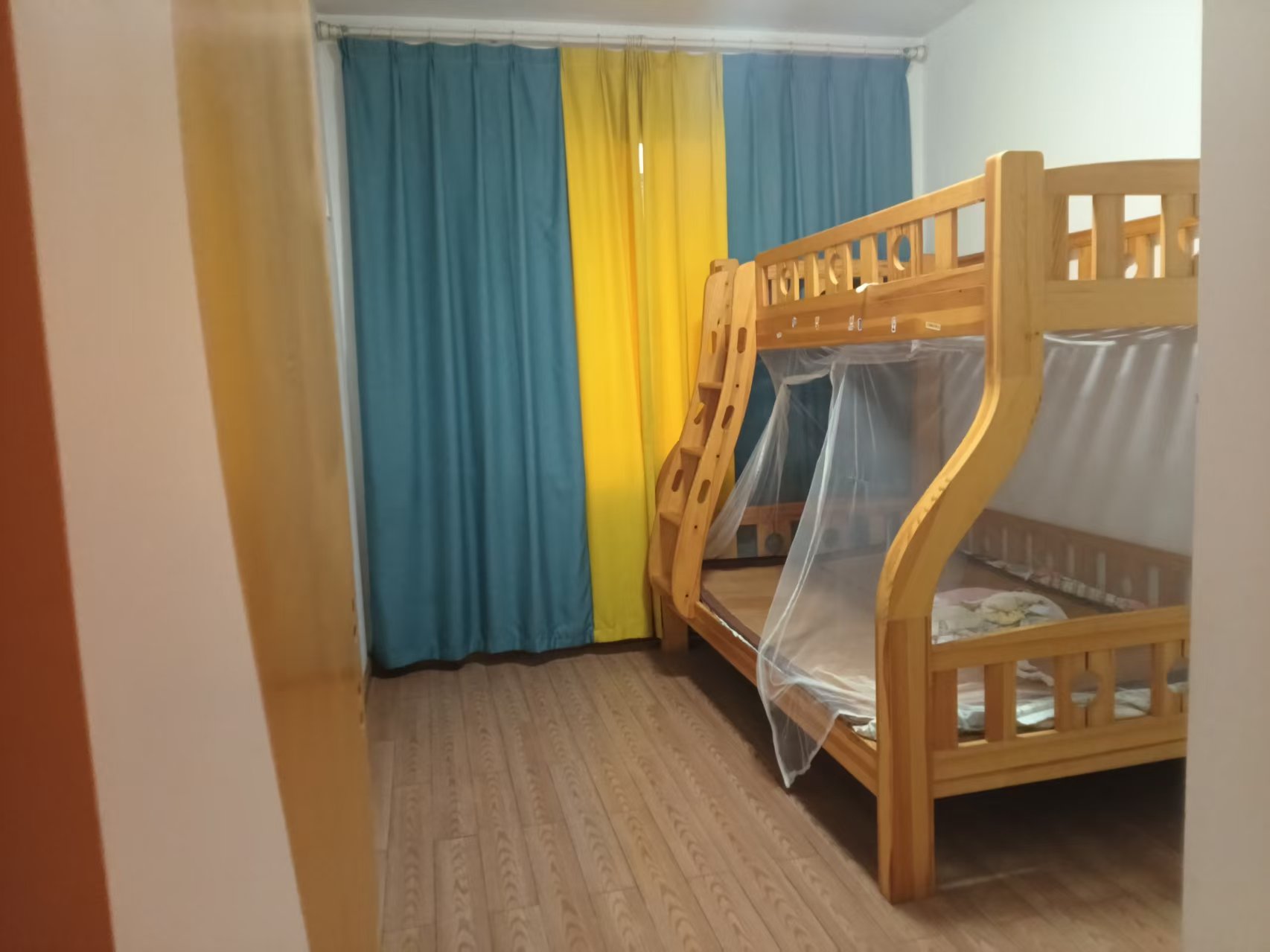 钻石怡园  3室2厅2卫    48.0万室内图