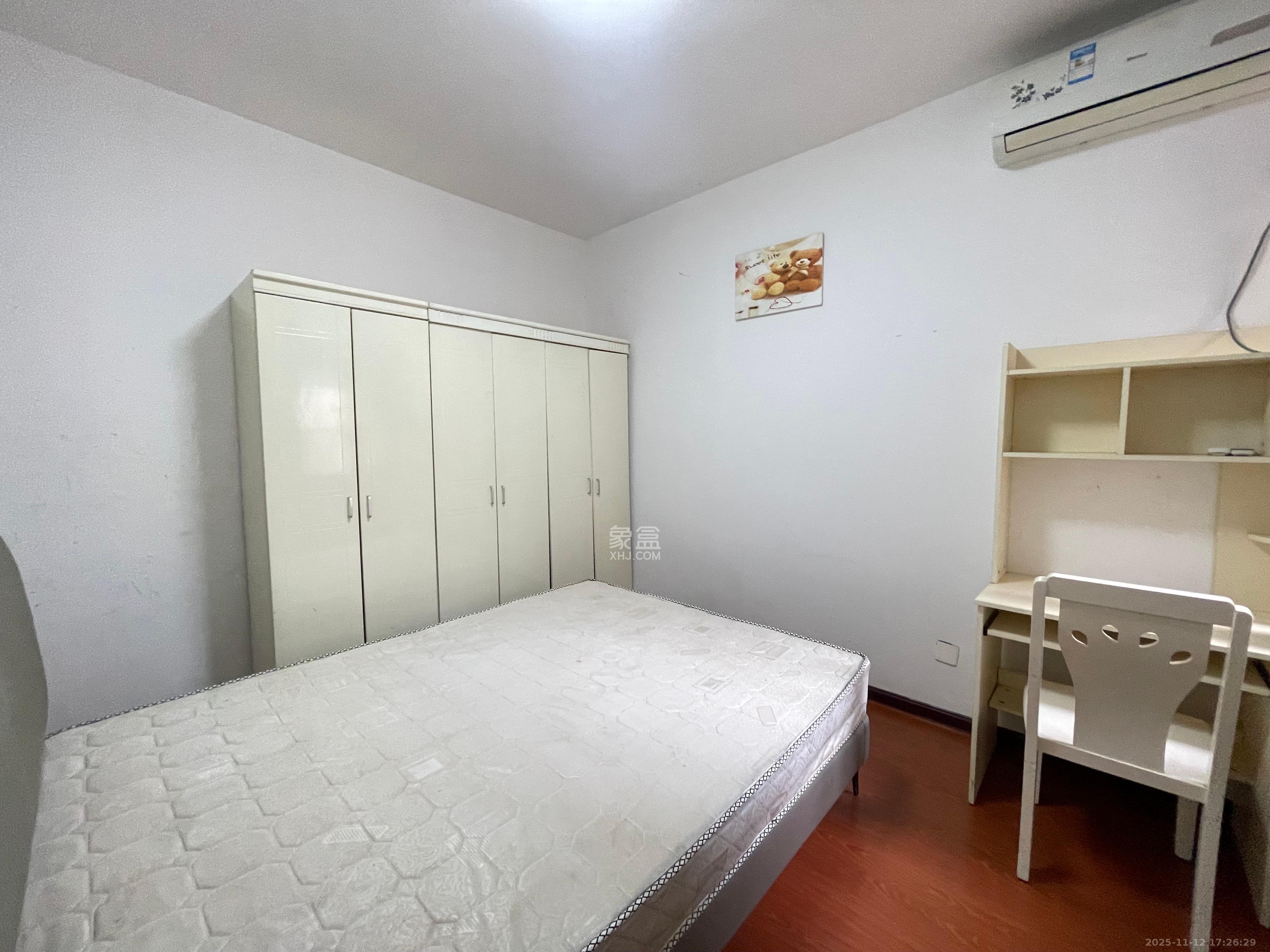 兴隆景苑 2室1厅1卫 2200.0元/月 兴隆景苑 2室1厅1卫 2200.0元/月室内图