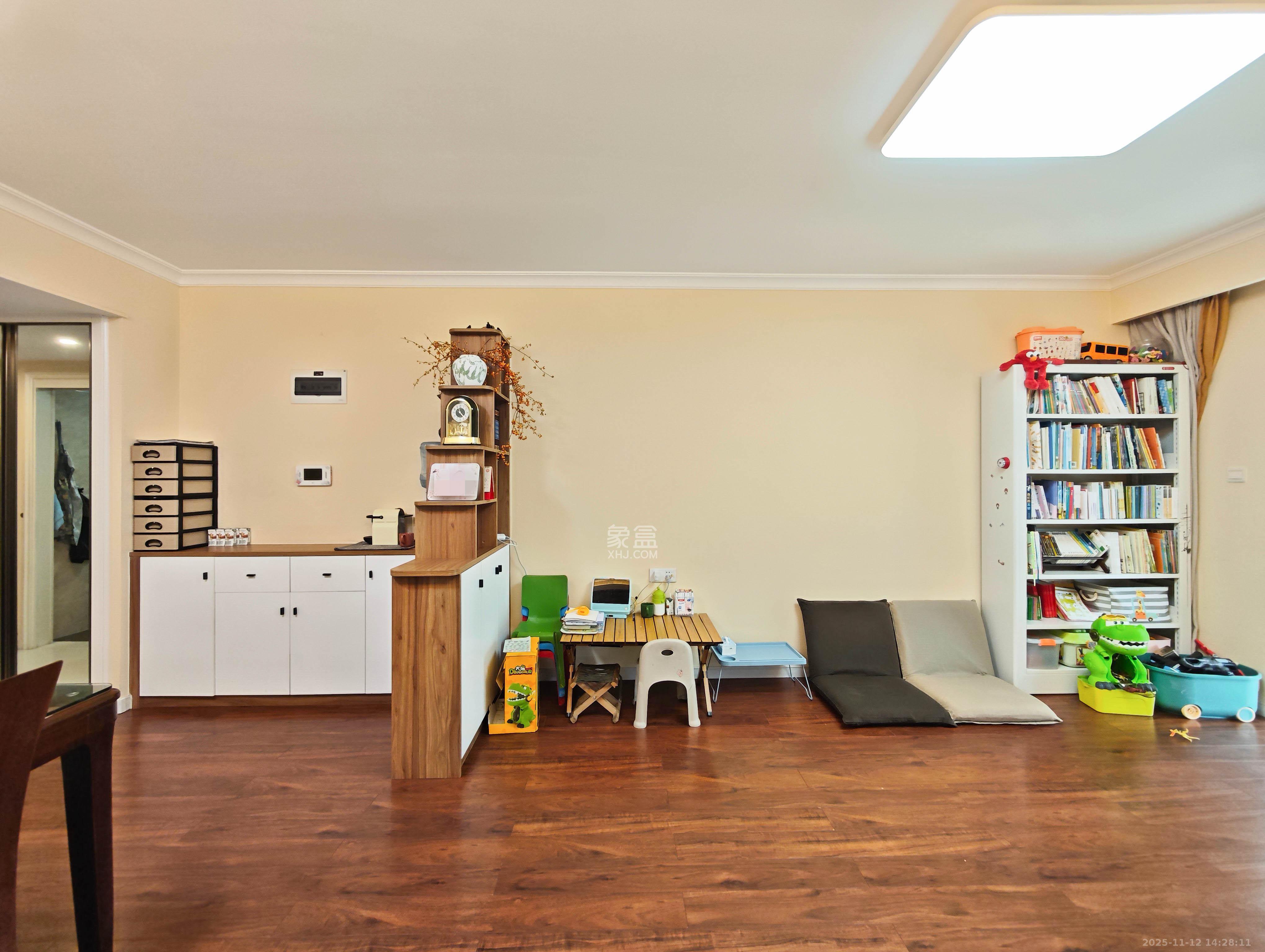 万科魅力之城  3室2厅2卫    95.0万