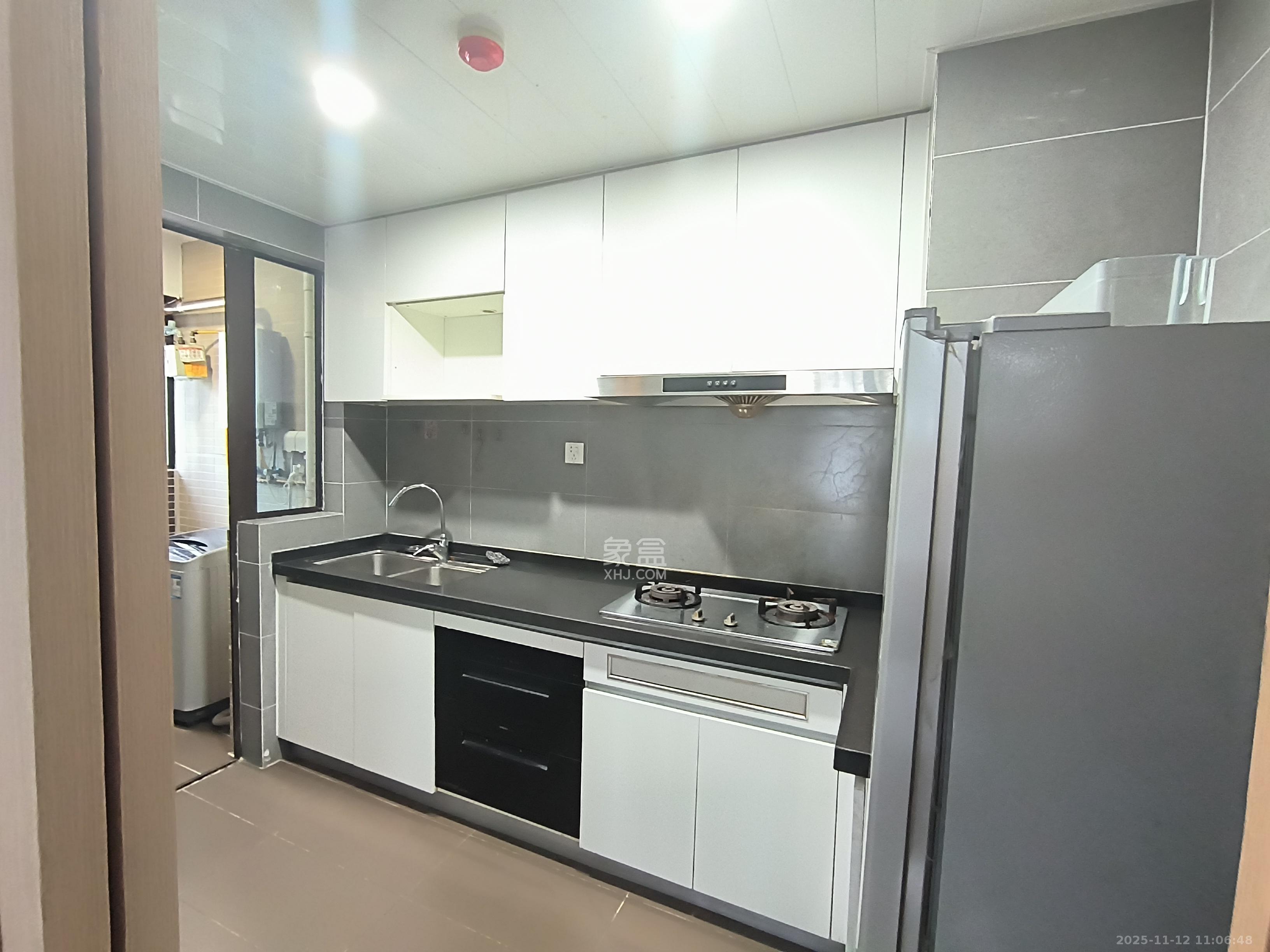 时代倾城二期  2室2厅1卫    1900.0元/月室内图