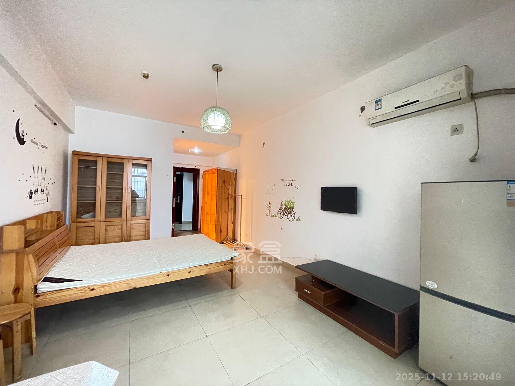 观湖公寓 1室1厅1卫 1600.0元/月 观湖公寓 1室1厅1卫 1600.0元/月室内图