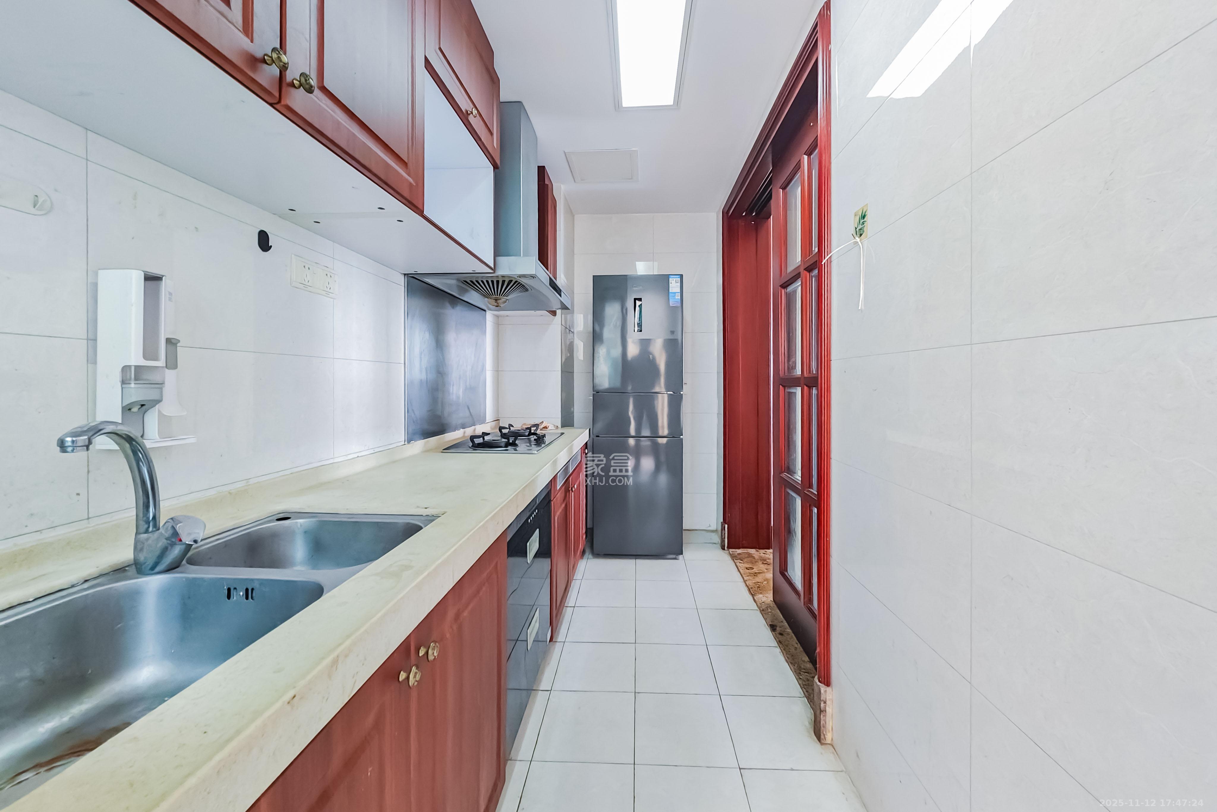 恒大绿洲  2室2厅1卫    72.0万其他