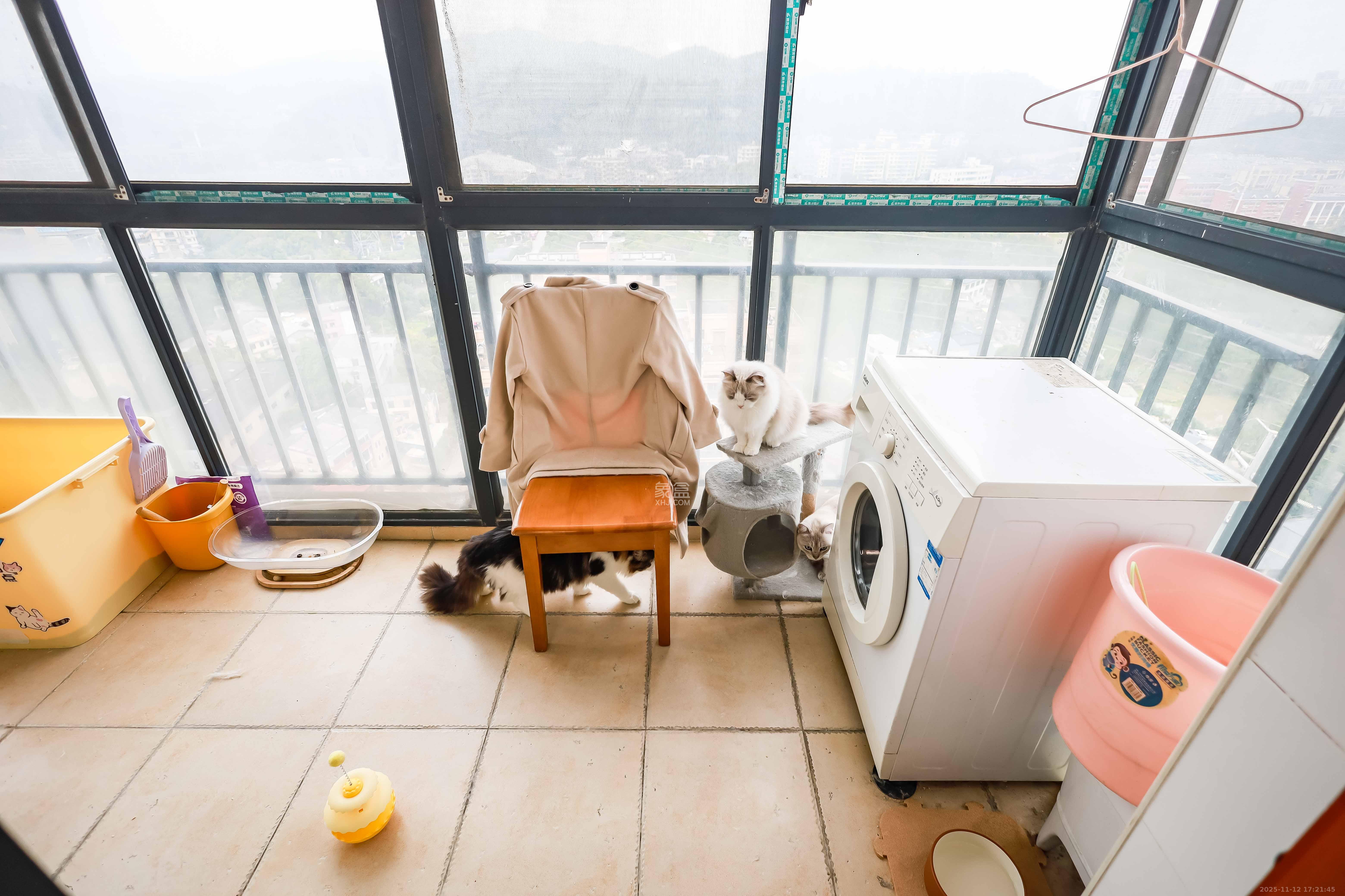 莱茵城 3室2厅2卫 80.0万 莱茵城 3室2厅2卫 80.0万阳台