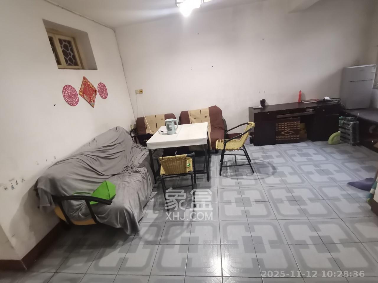 白沙家园嘉城小区  2室1厅1卫    800.0元/月